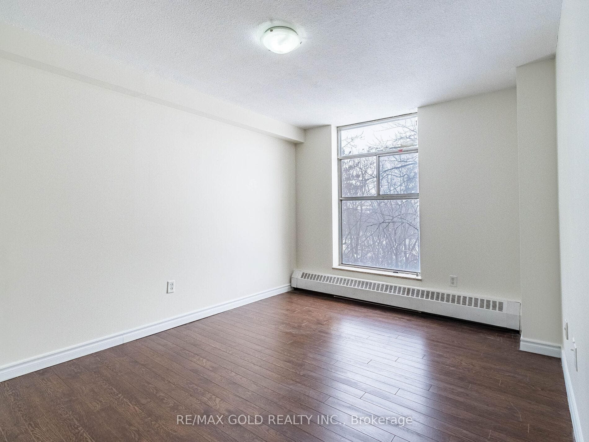 345 Driftwood Avenue Unit 407 photo 21