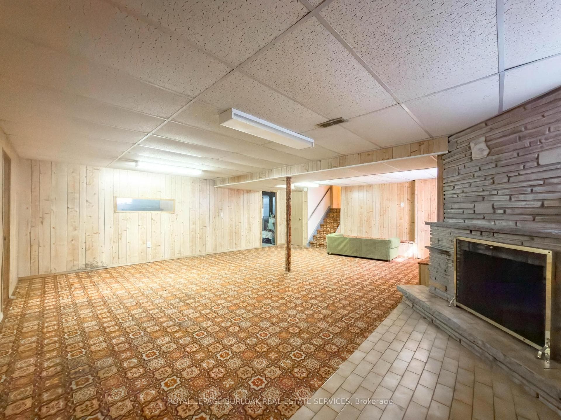3577 Bluestream Crescent photo 43