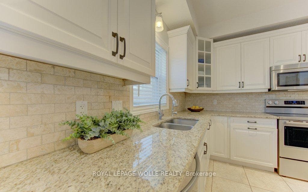 414 Zeller Drive photo 16