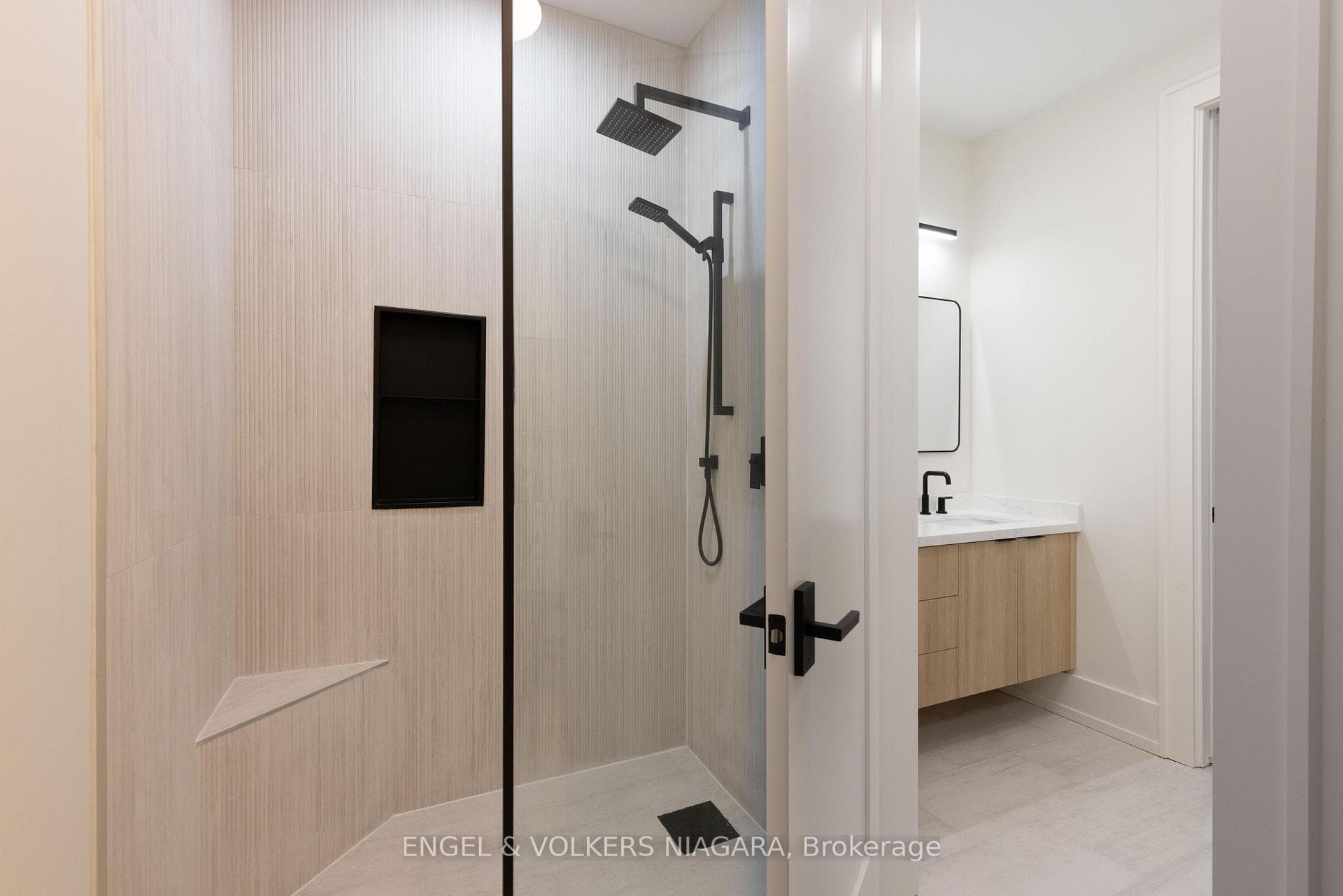 Main bath with separate shower