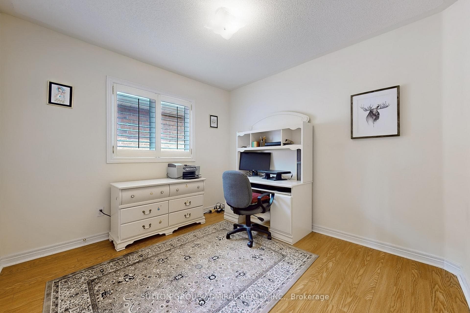 100 Bentwood Crescent photo 26
