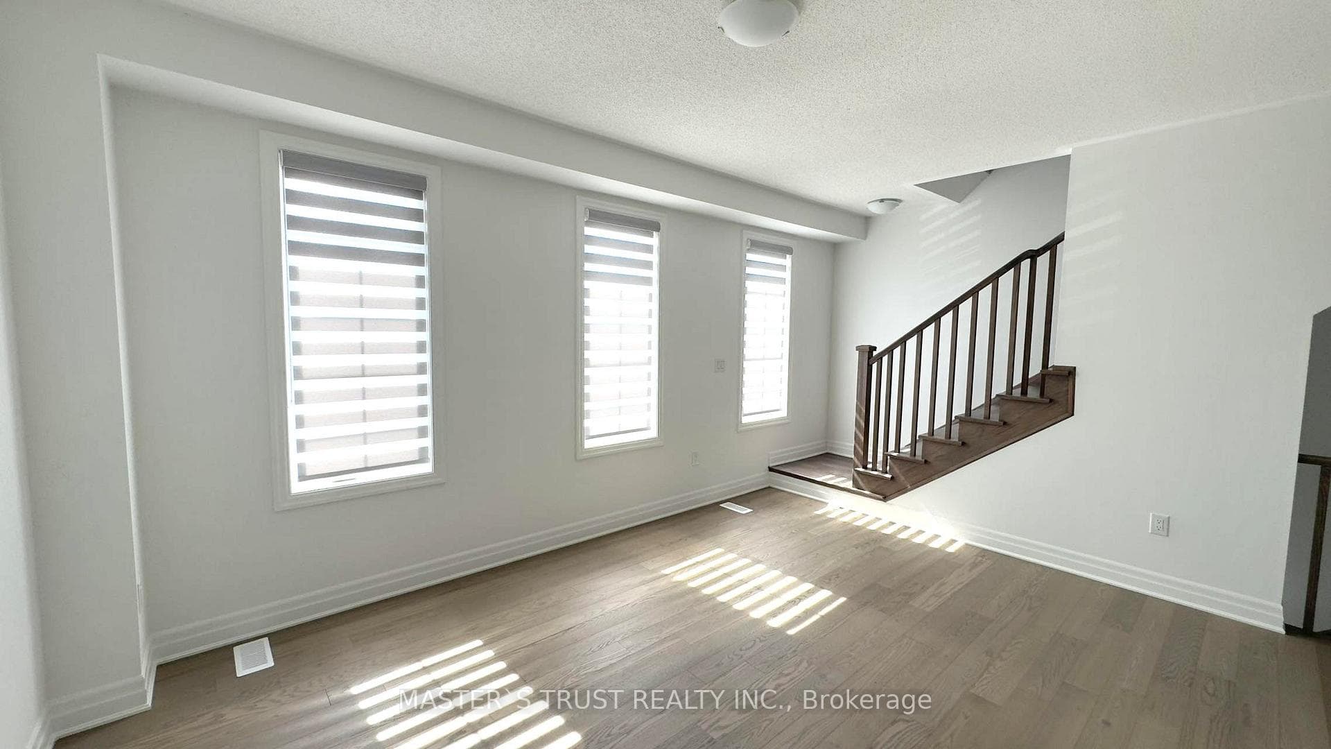 1415 William Halton Parkway photo 9