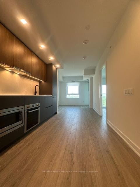 609 Sherbourne Street Unit 2806 photo 6