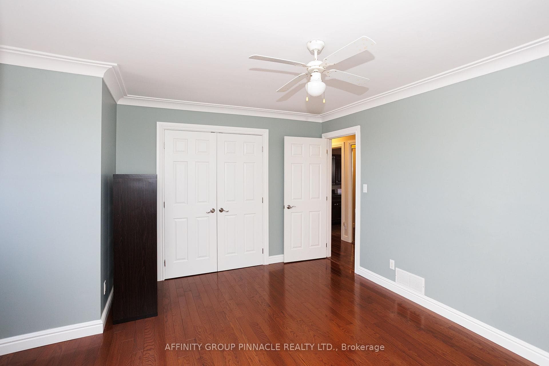 730 The Glen Road photo 28