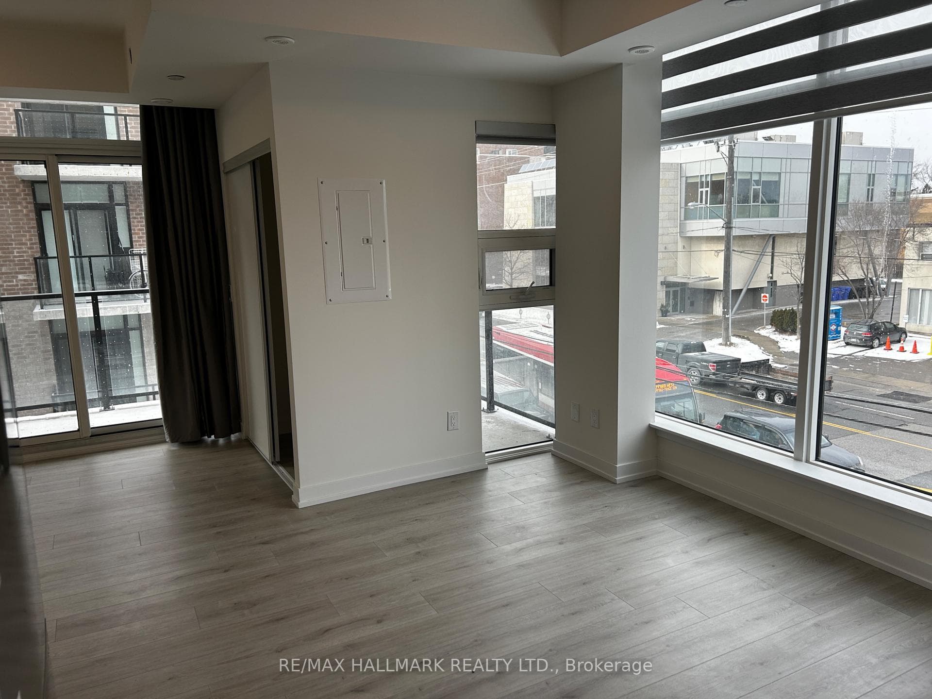10-851 Sheppard Avenue Unit 4 photo 10