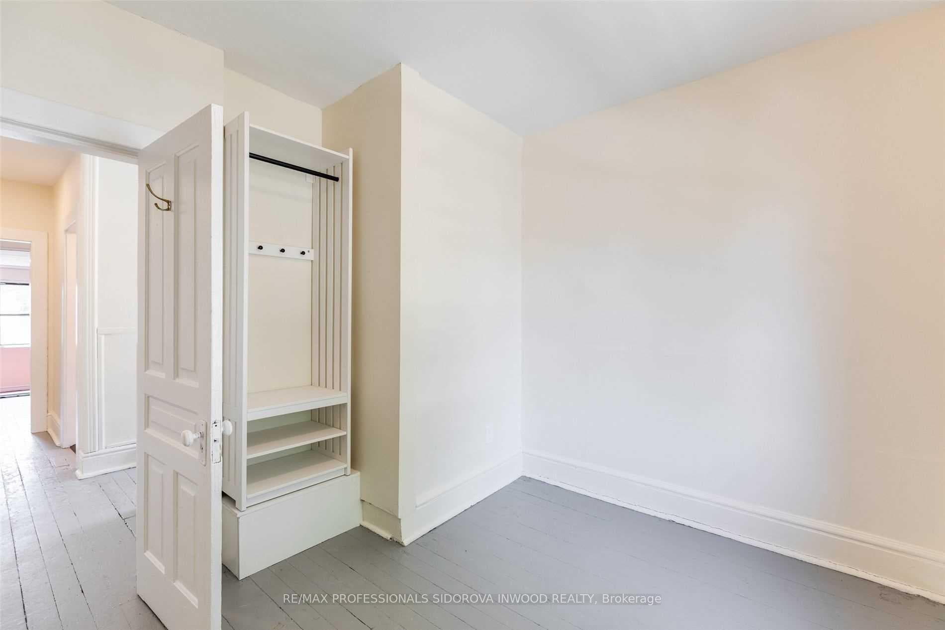 150 Franklin Avenue photo 22