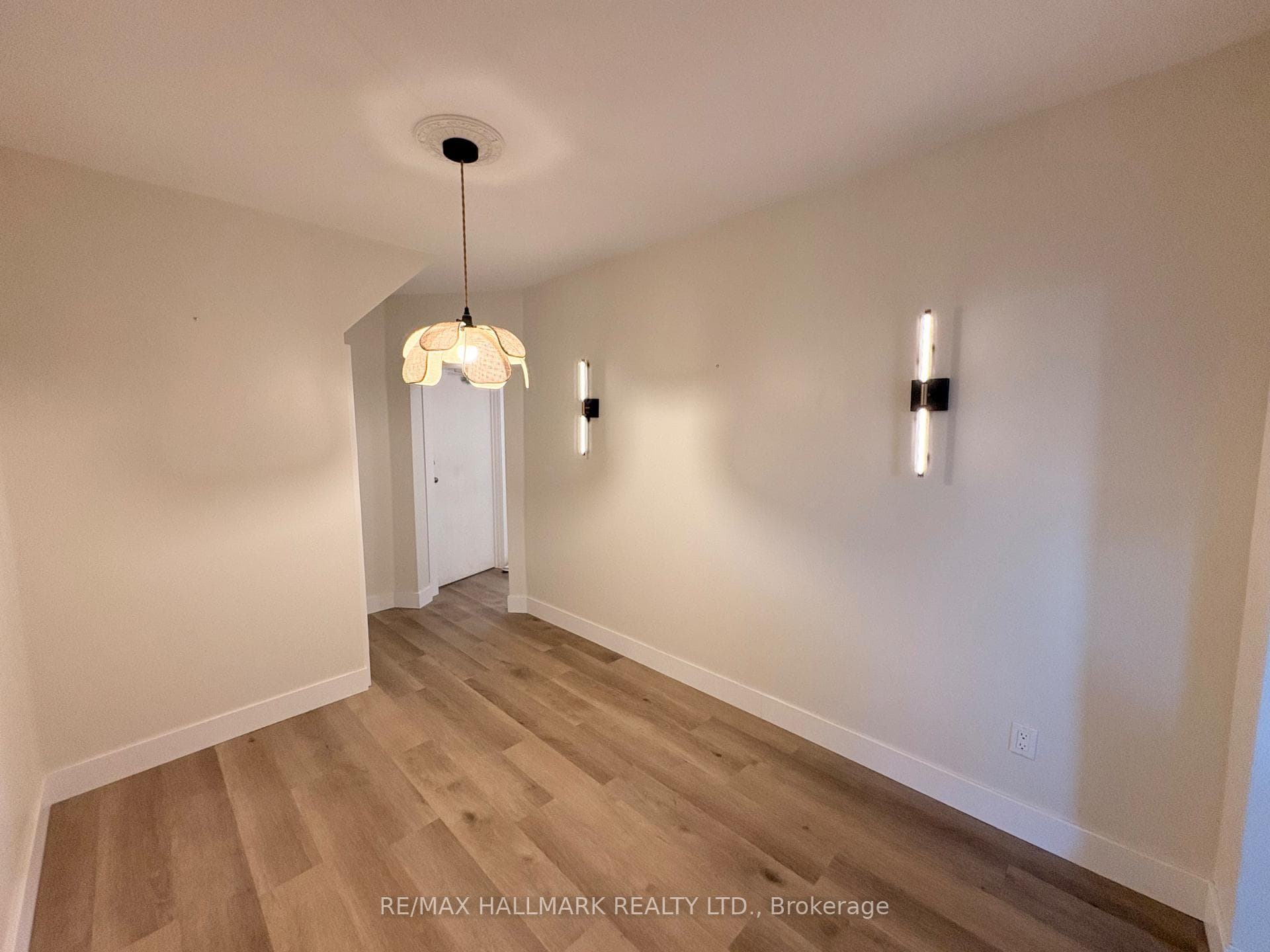 137 Rosehill Boulevard photo 7