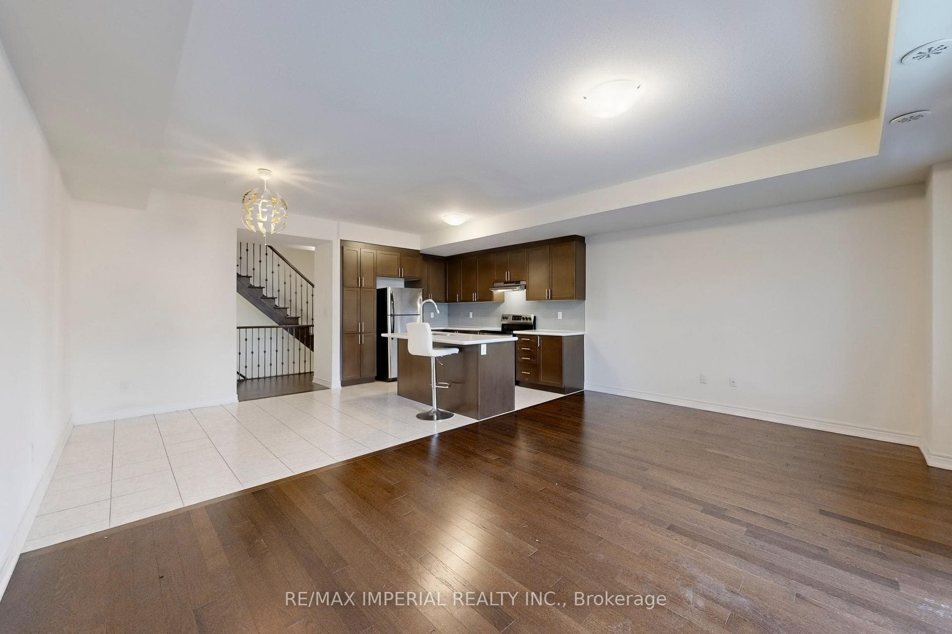 18 John Rudkin Lane photo 2
