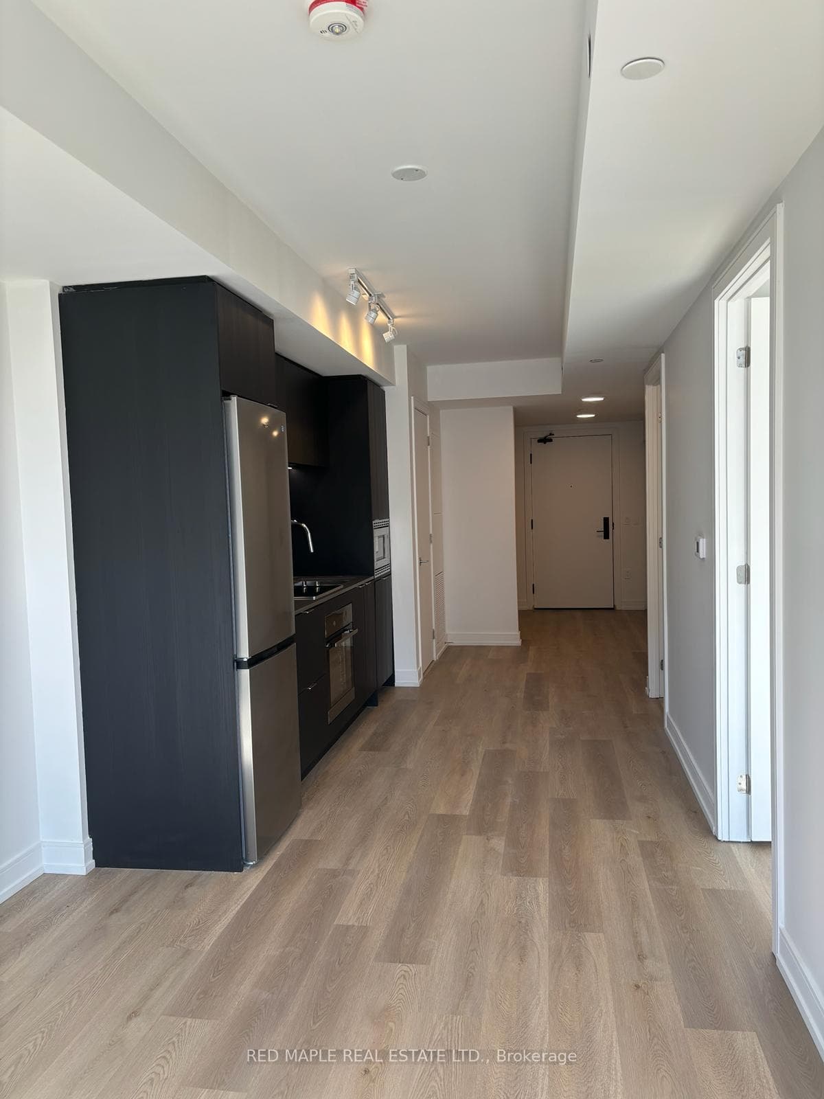 1 Jarvis Street Unit 502 photo 8