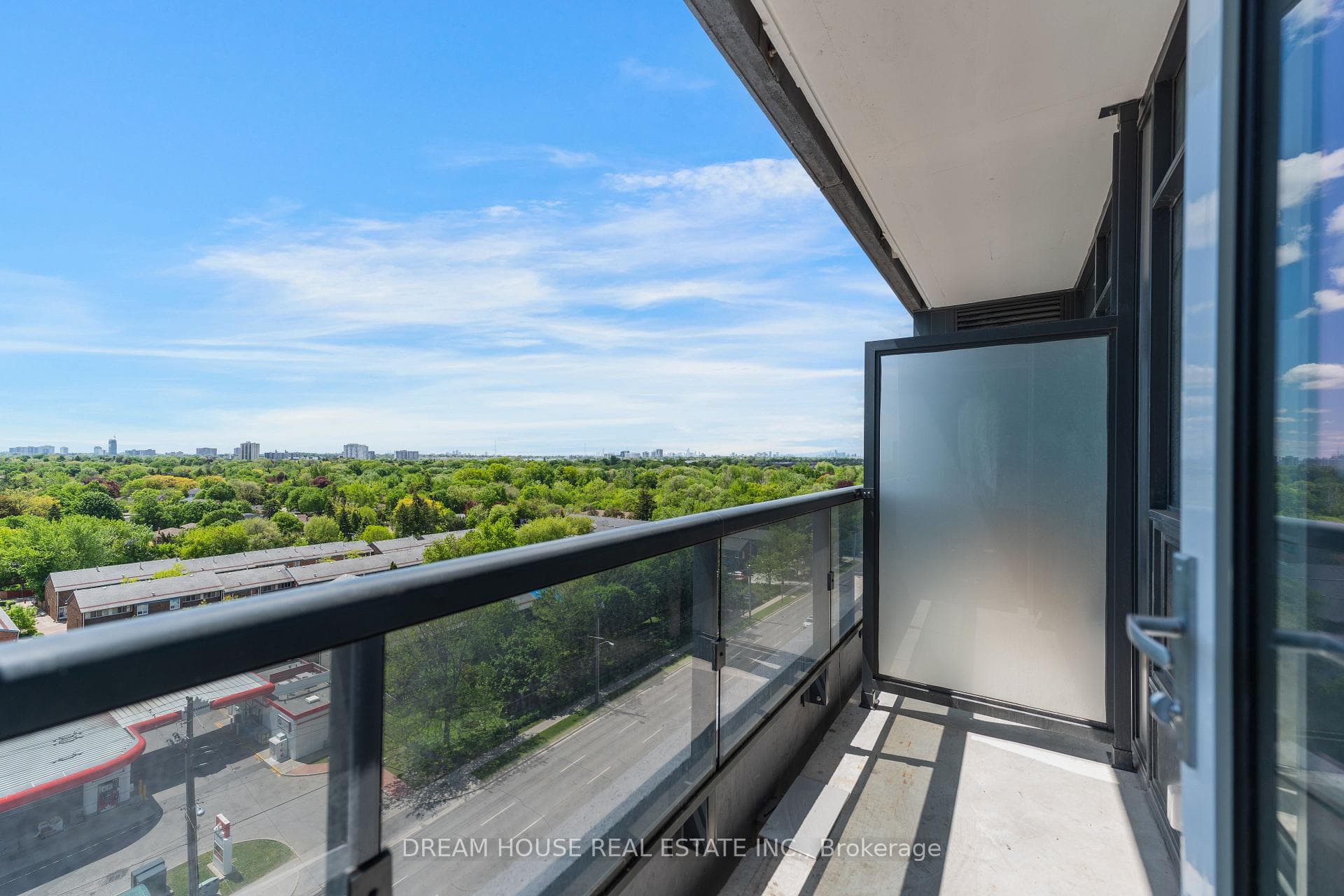 1350 Ellesmere Road Unit 1011 photo 16