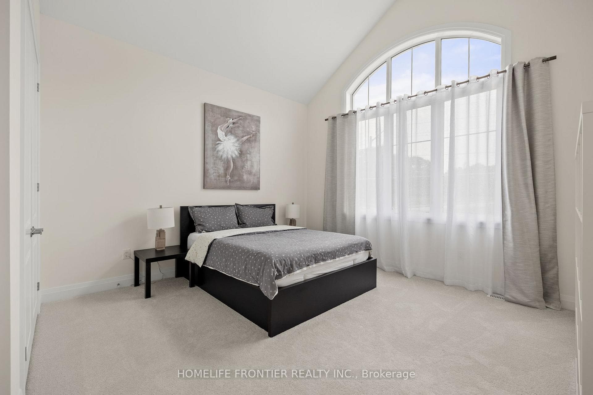 310 Rablewood Drive photo 11