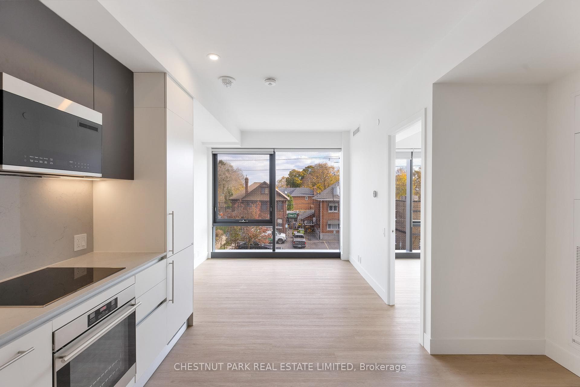 1414 Bayview Avenue Unit 202 photo 17