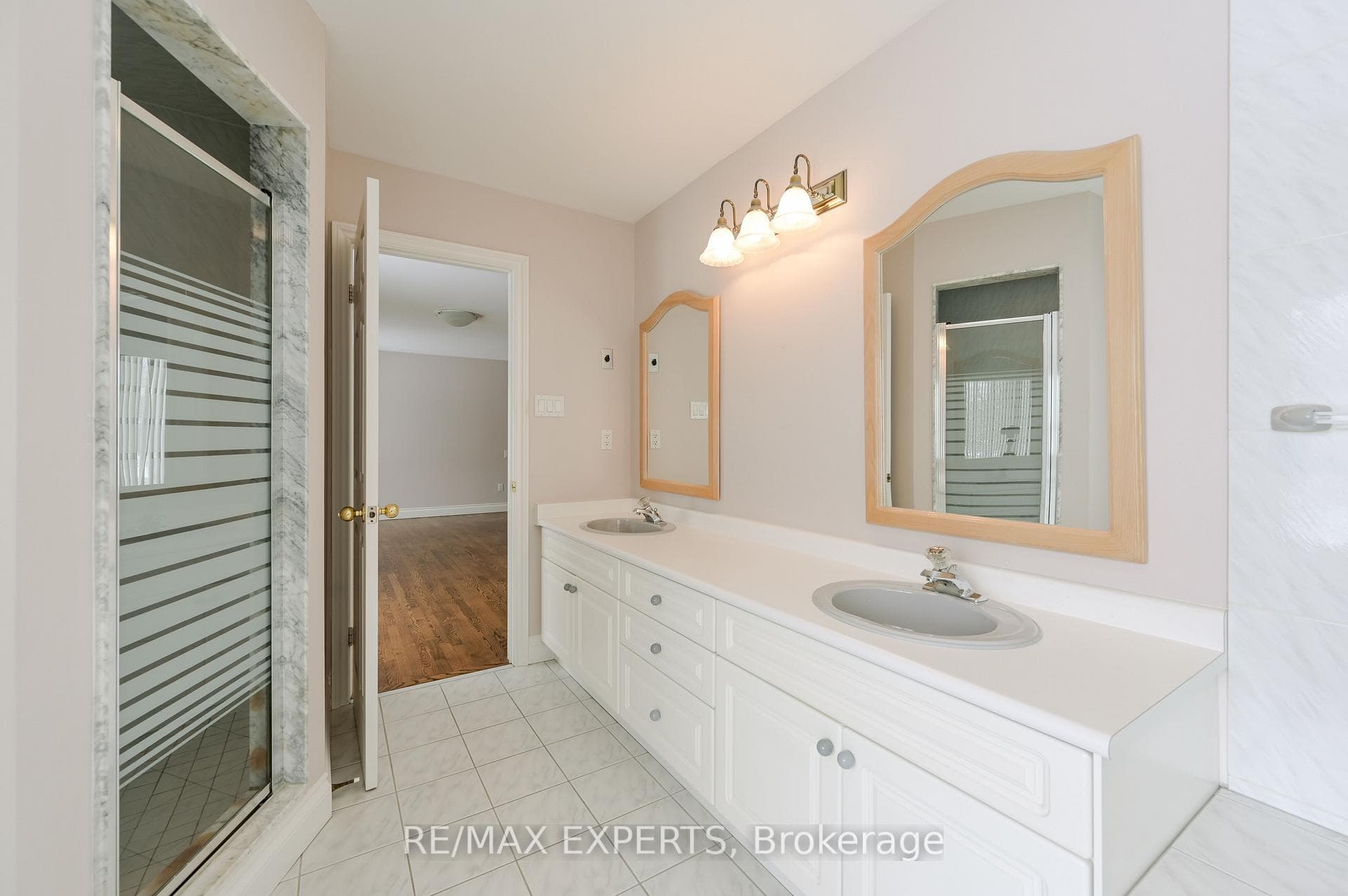 13668 Emil Kolb Parkway photo 35