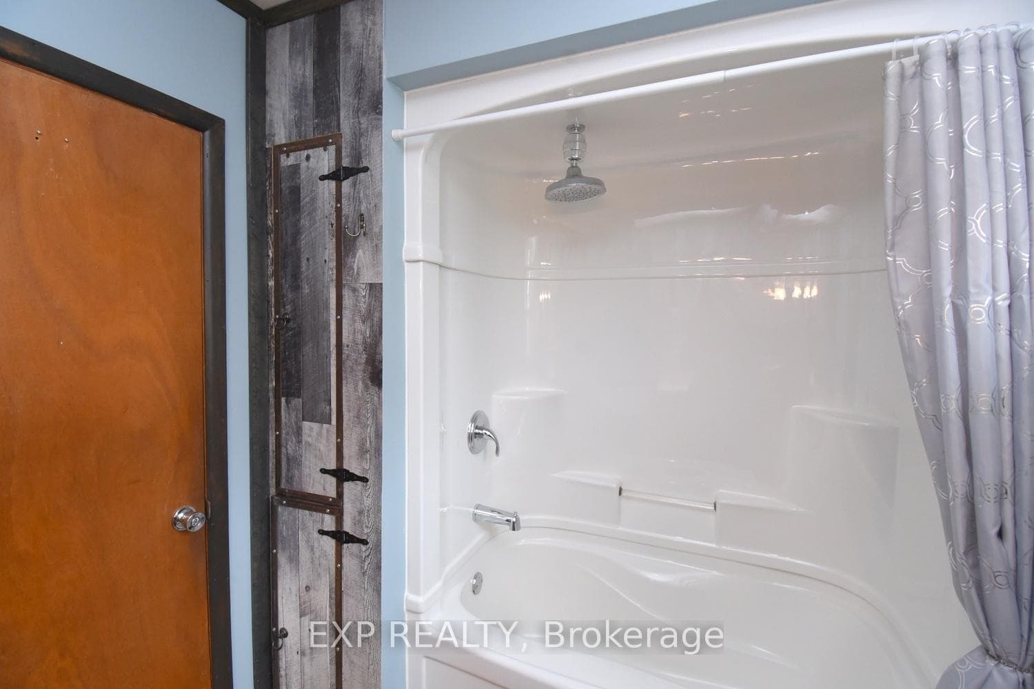 376 Tragina Avenue photo 14
