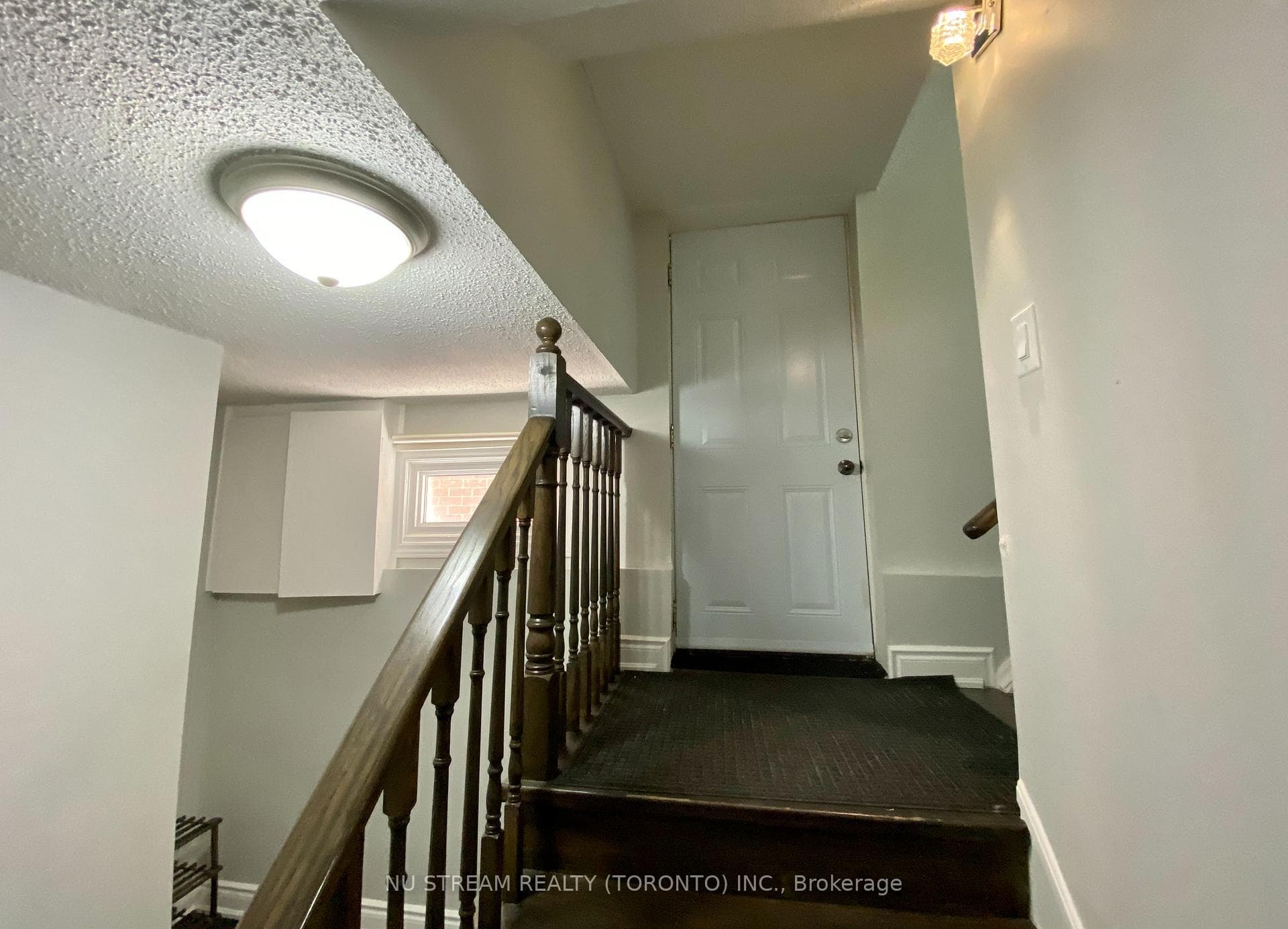 4144 Lastrada Heights Unit Lower photo 3