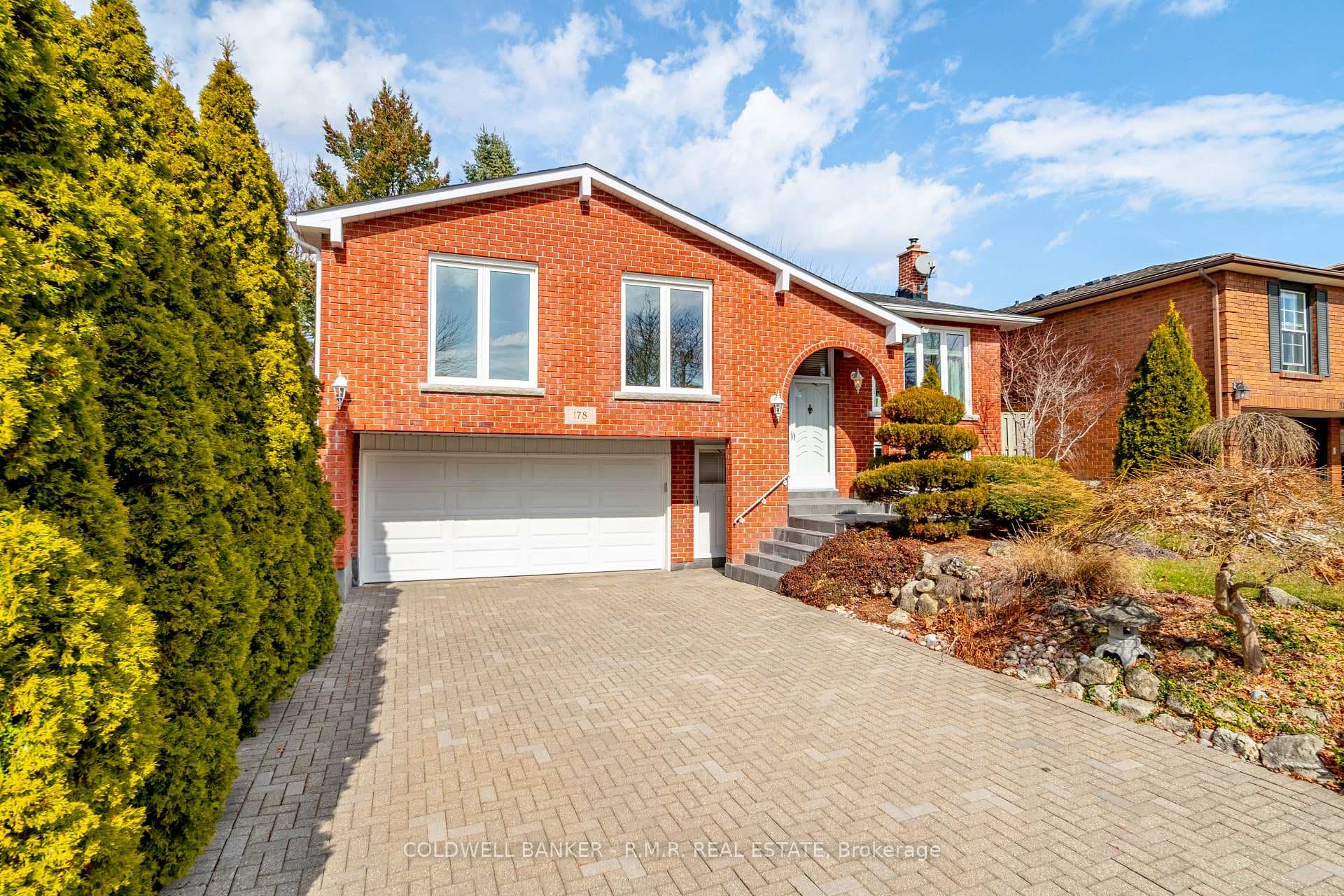 178 Amber Avenue photo 39