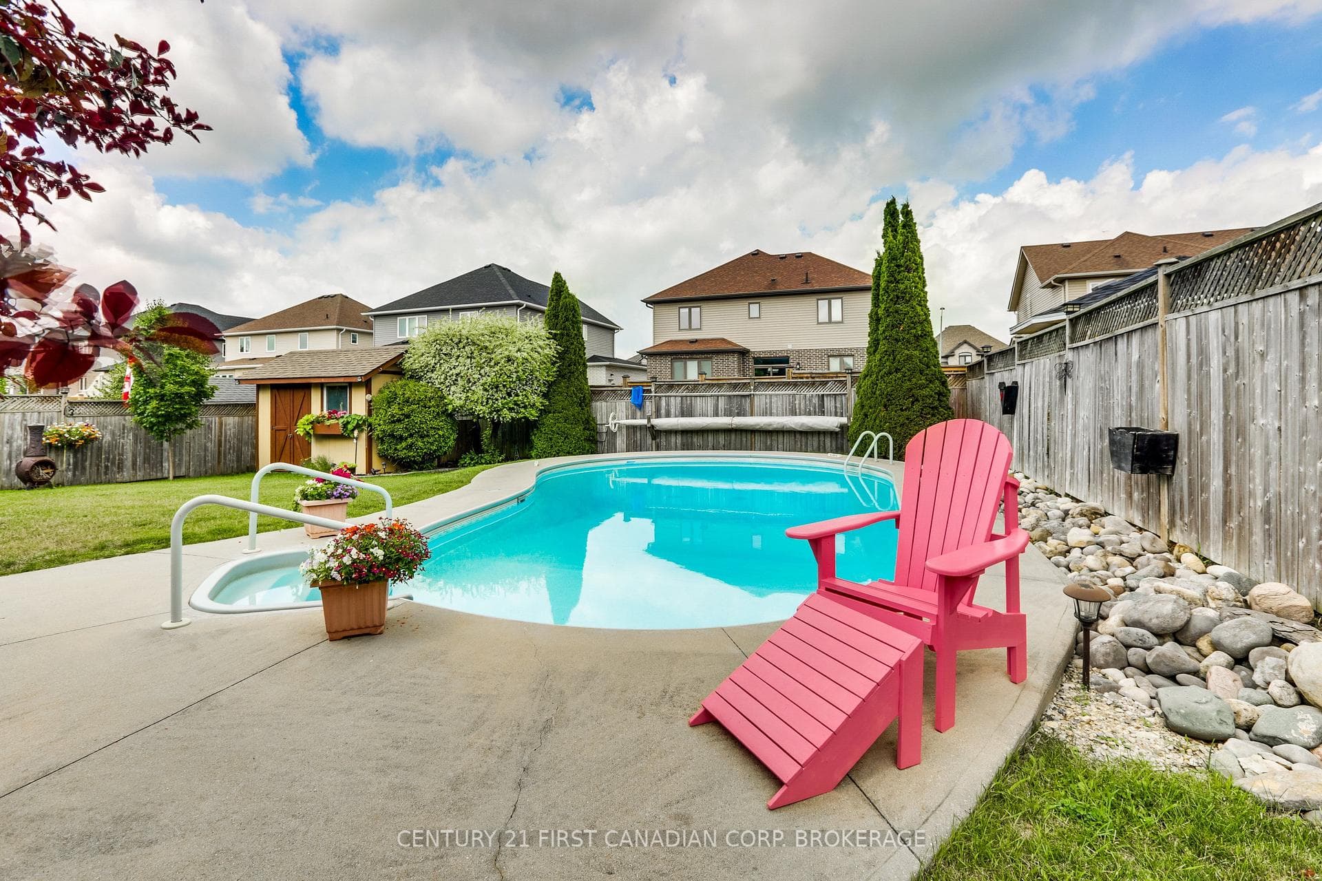 76 Sloan Drive photo 43