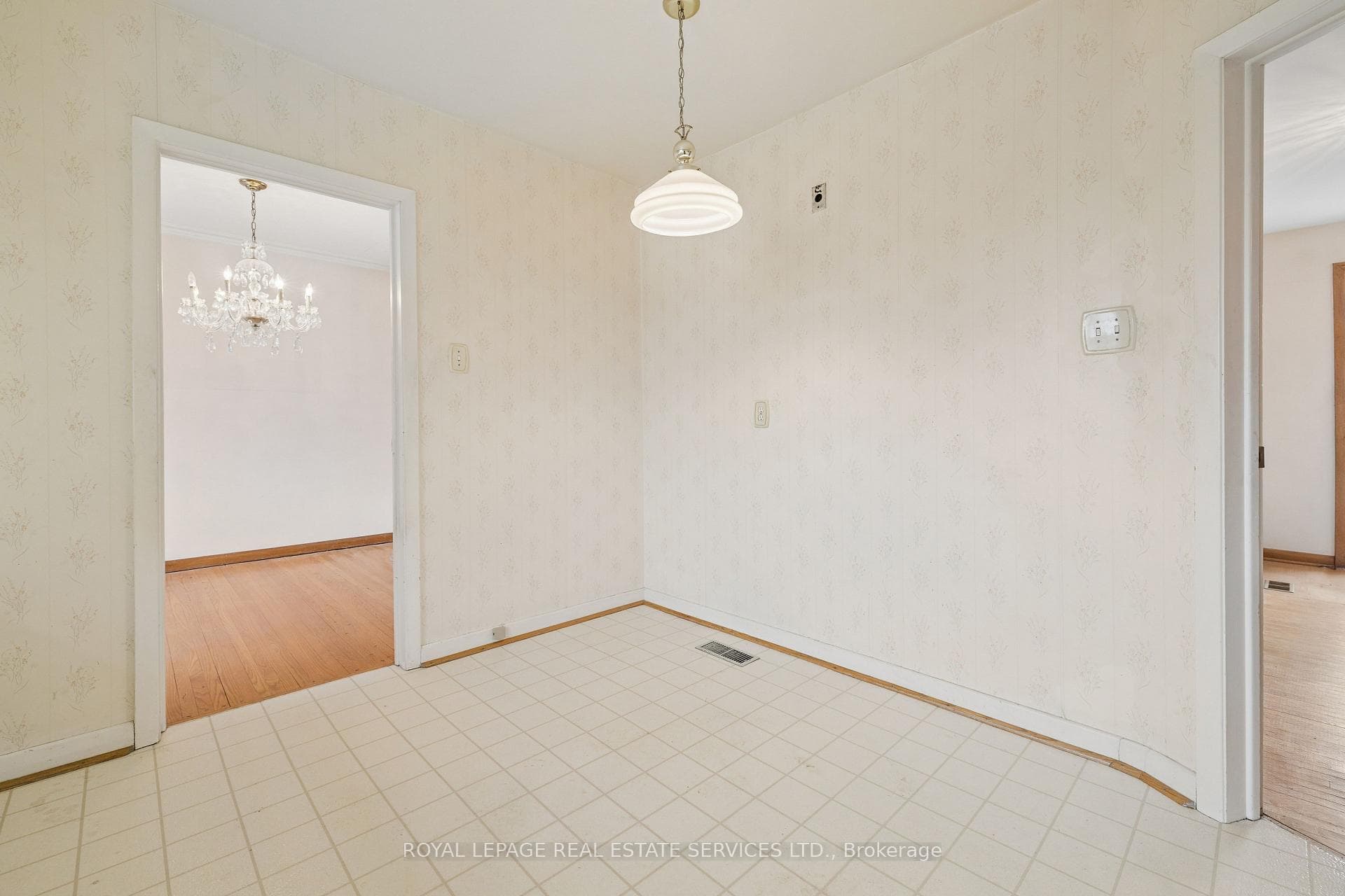 51 Smithwood Drive photo 7