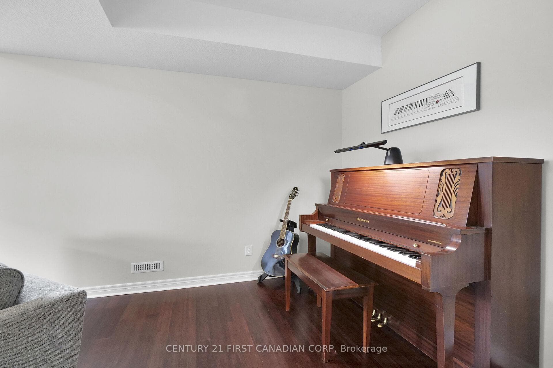 1037 Fogerty Street photo 26