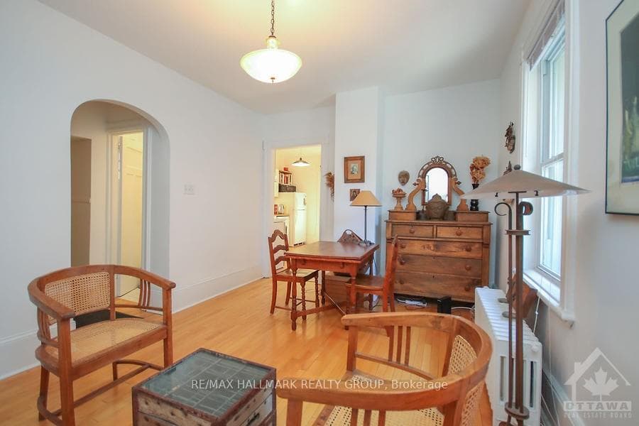 124 STEWART Street photo 15