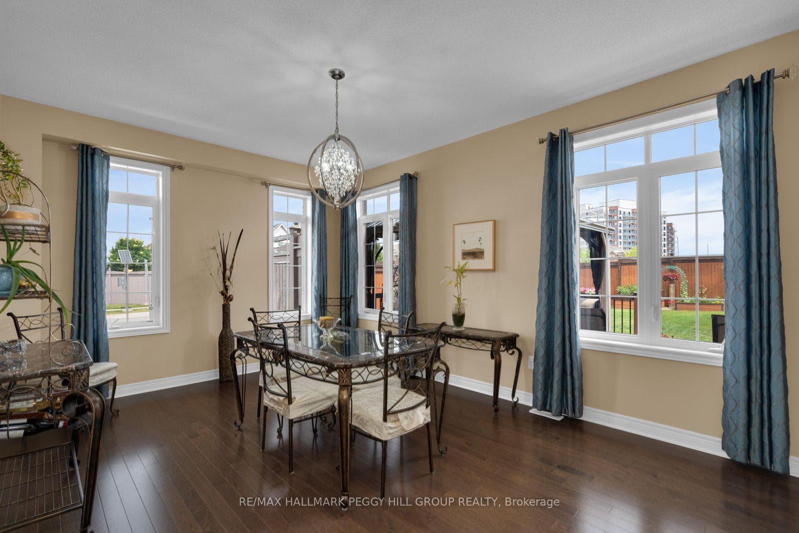 267 Kozlov Street photo 5