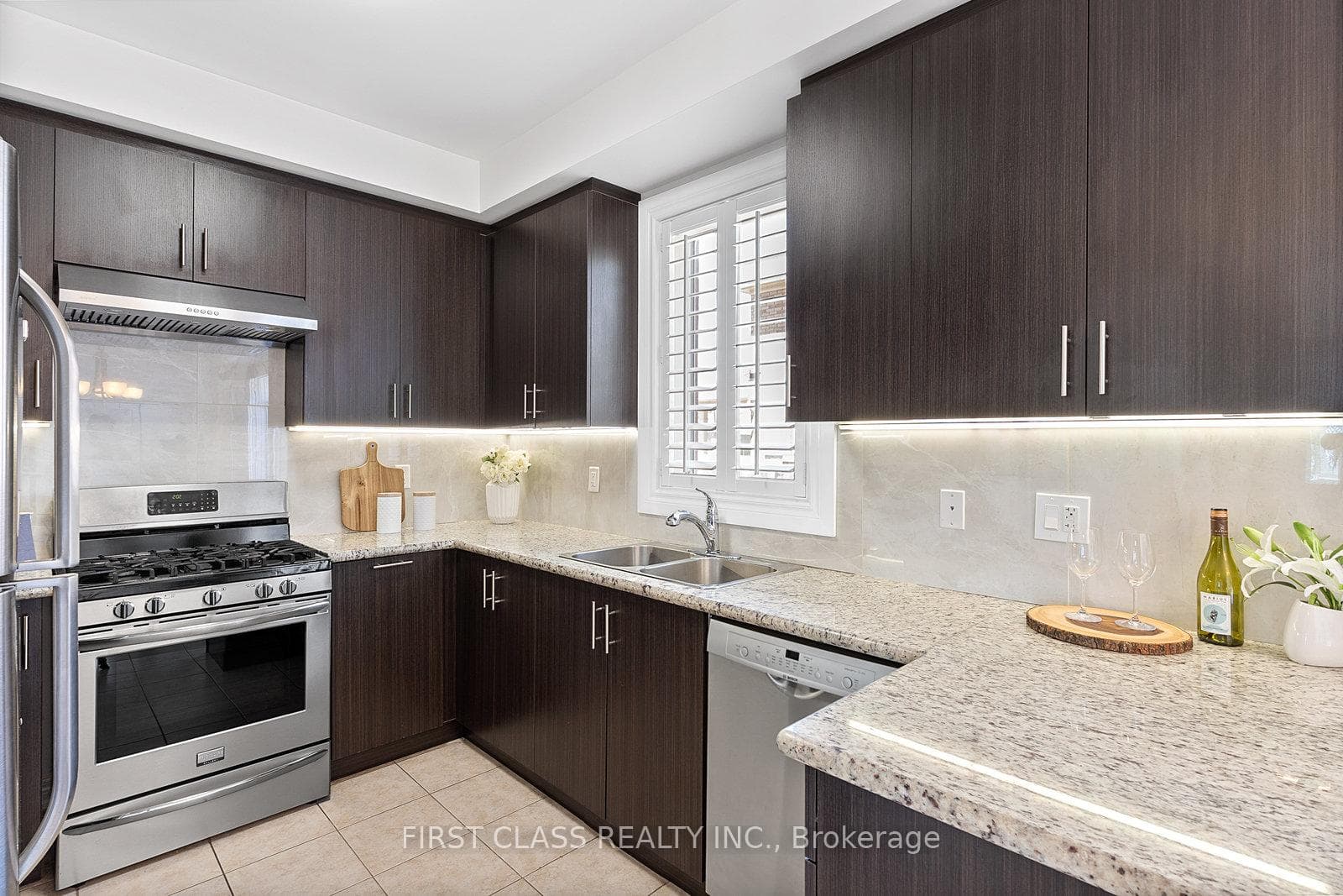50 Betony Drive photo 9