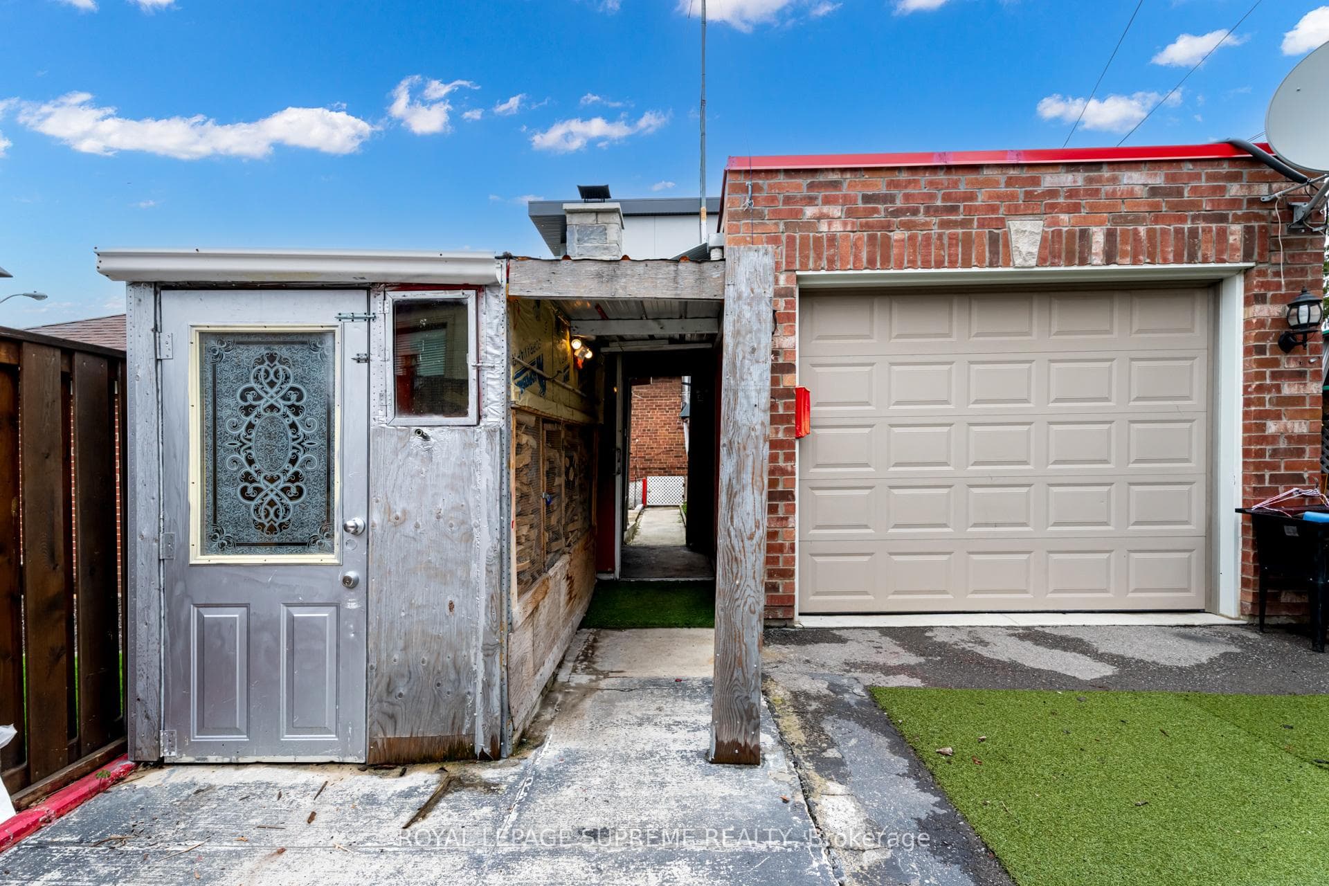 28 Thornton Avenue photo 31