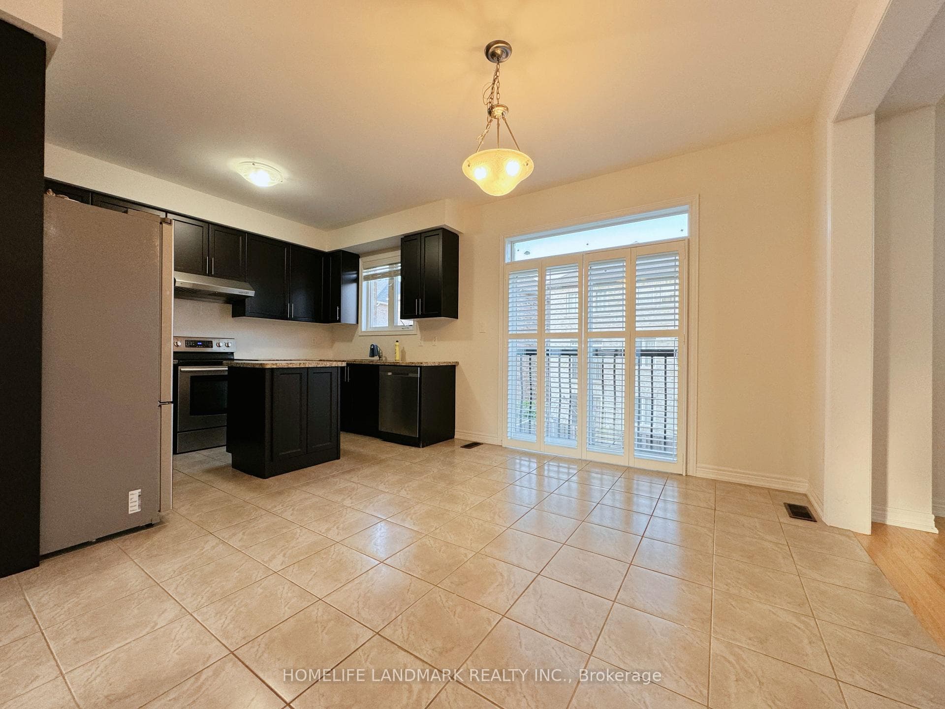 35 Hyacinth Street photo 8