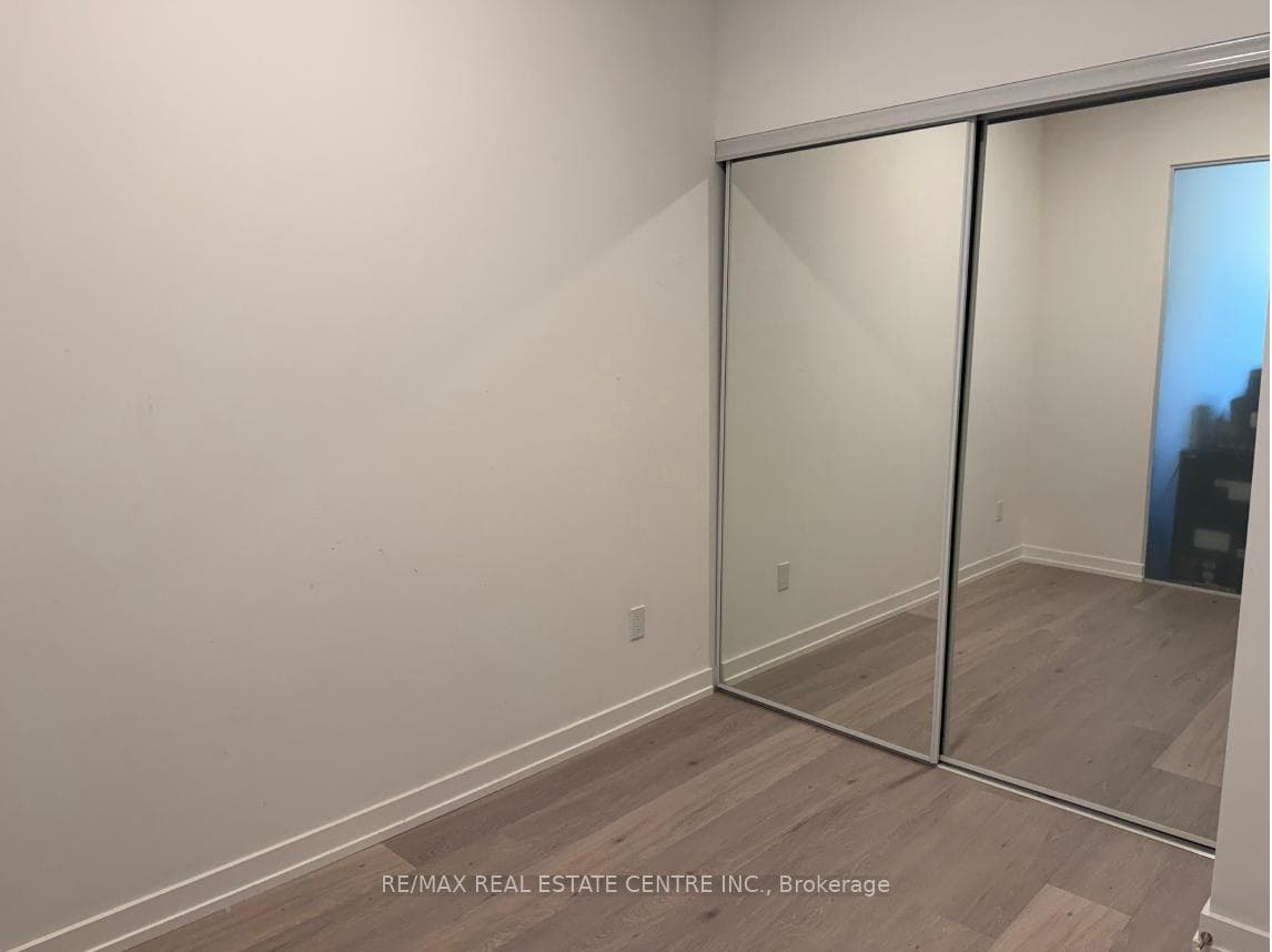 2501 Saw Whet Boulevard Unit 111 photo 12