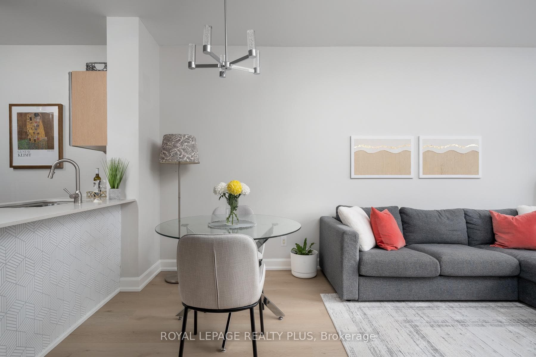 3391 Bloor Street Unit 907 photo 14