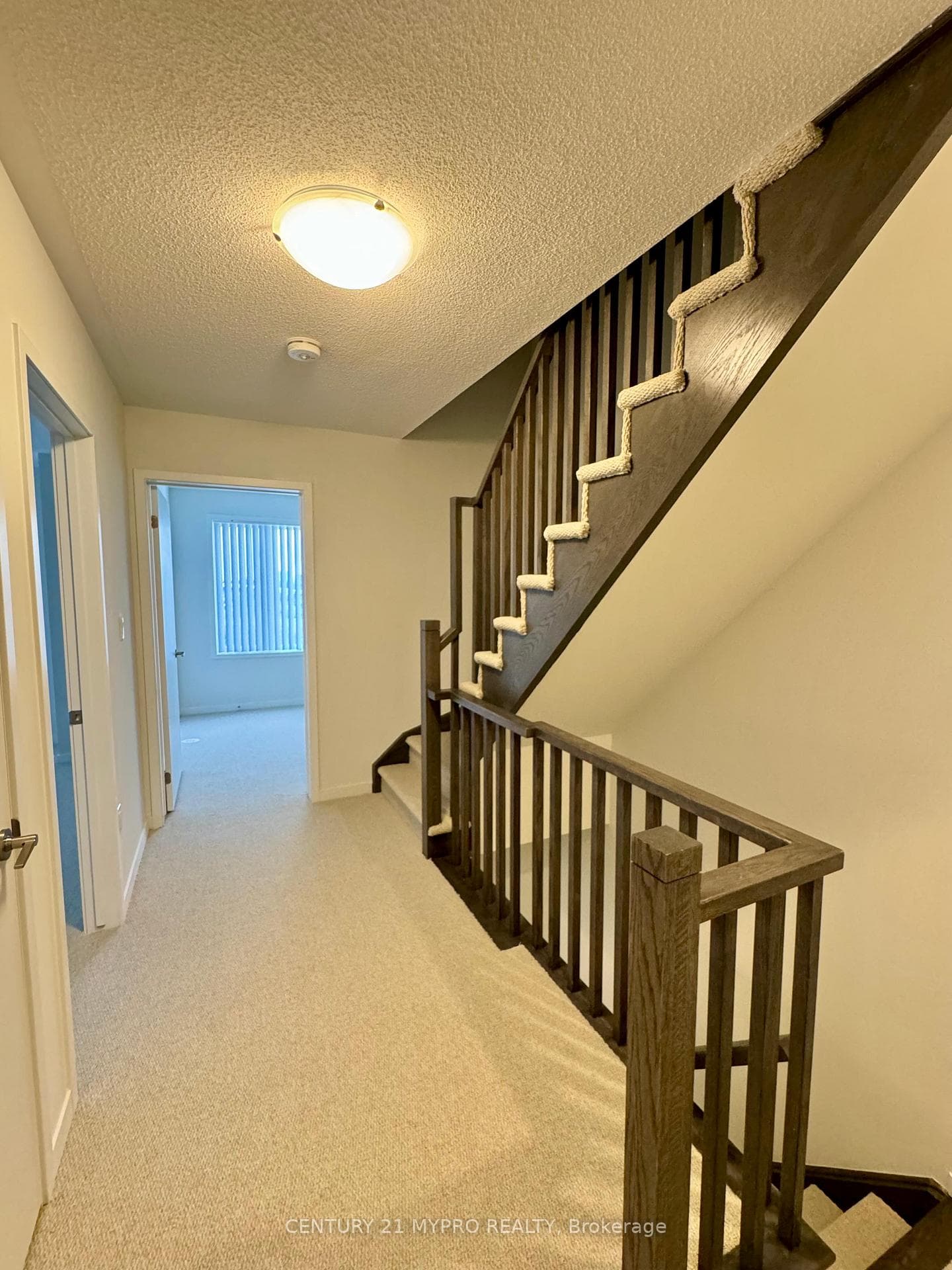 130 Honeycrisp Crescent Unit TH327 photo 10