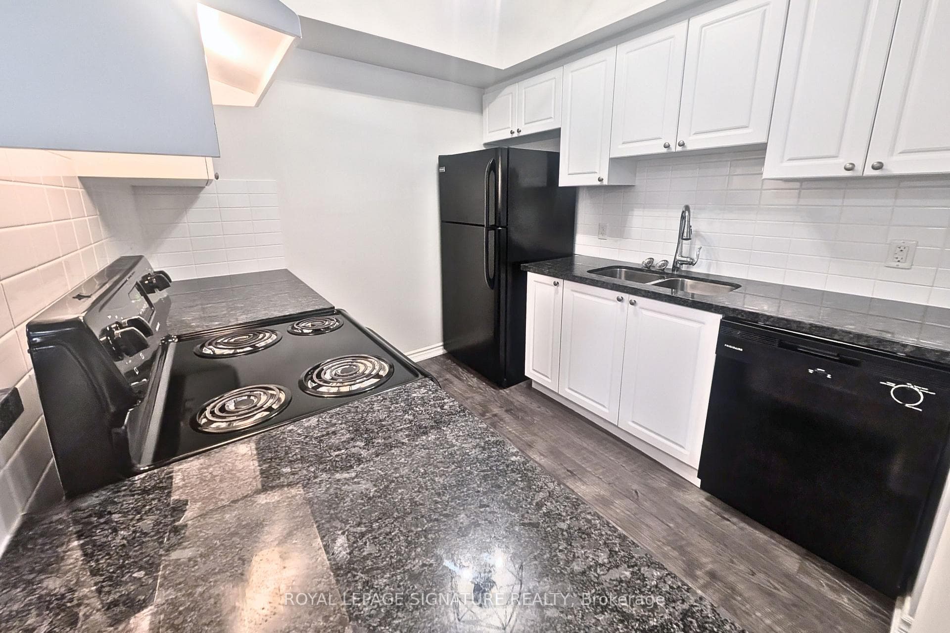 100 Dean Avenue Unit 305 photo 5