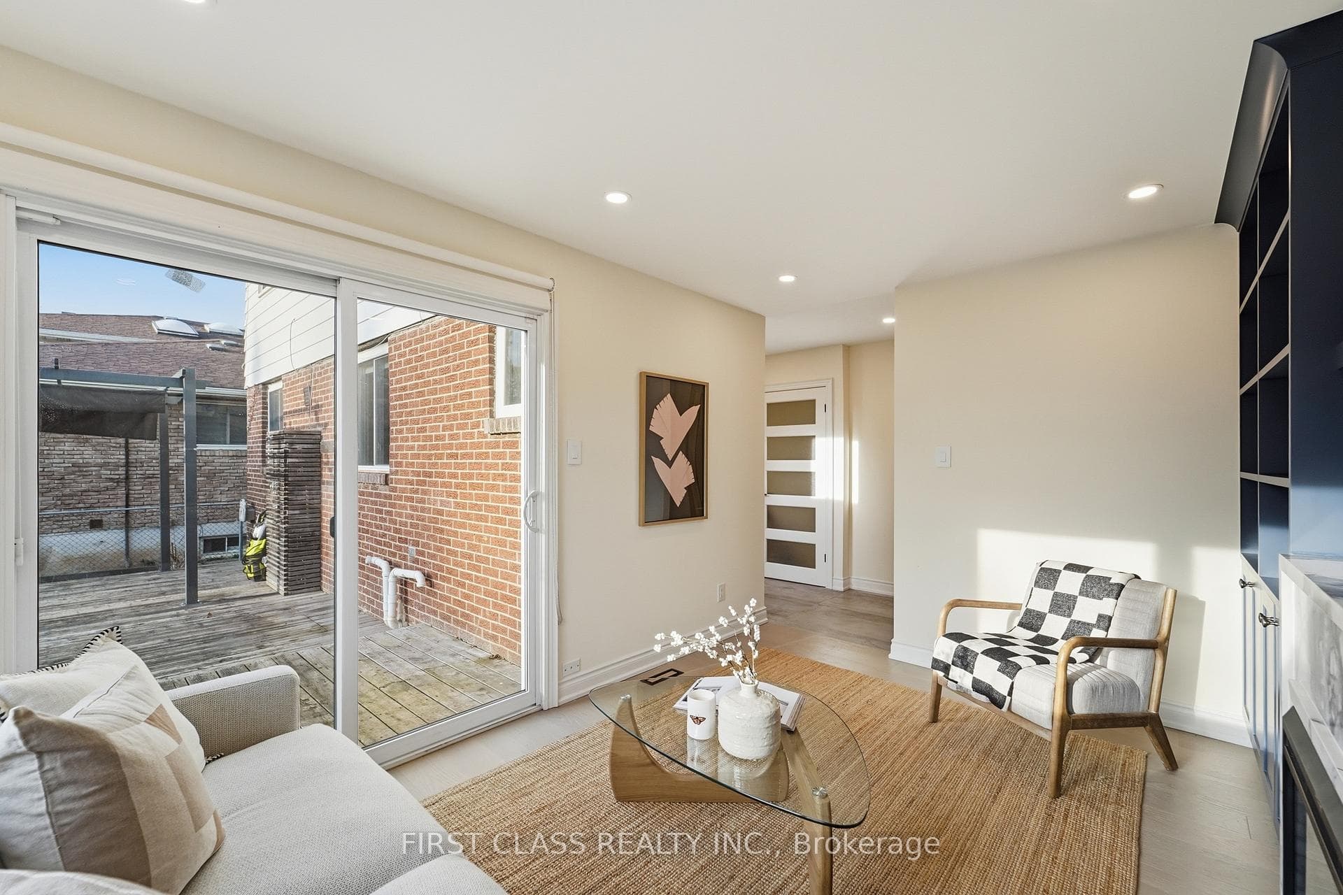 Family room-2