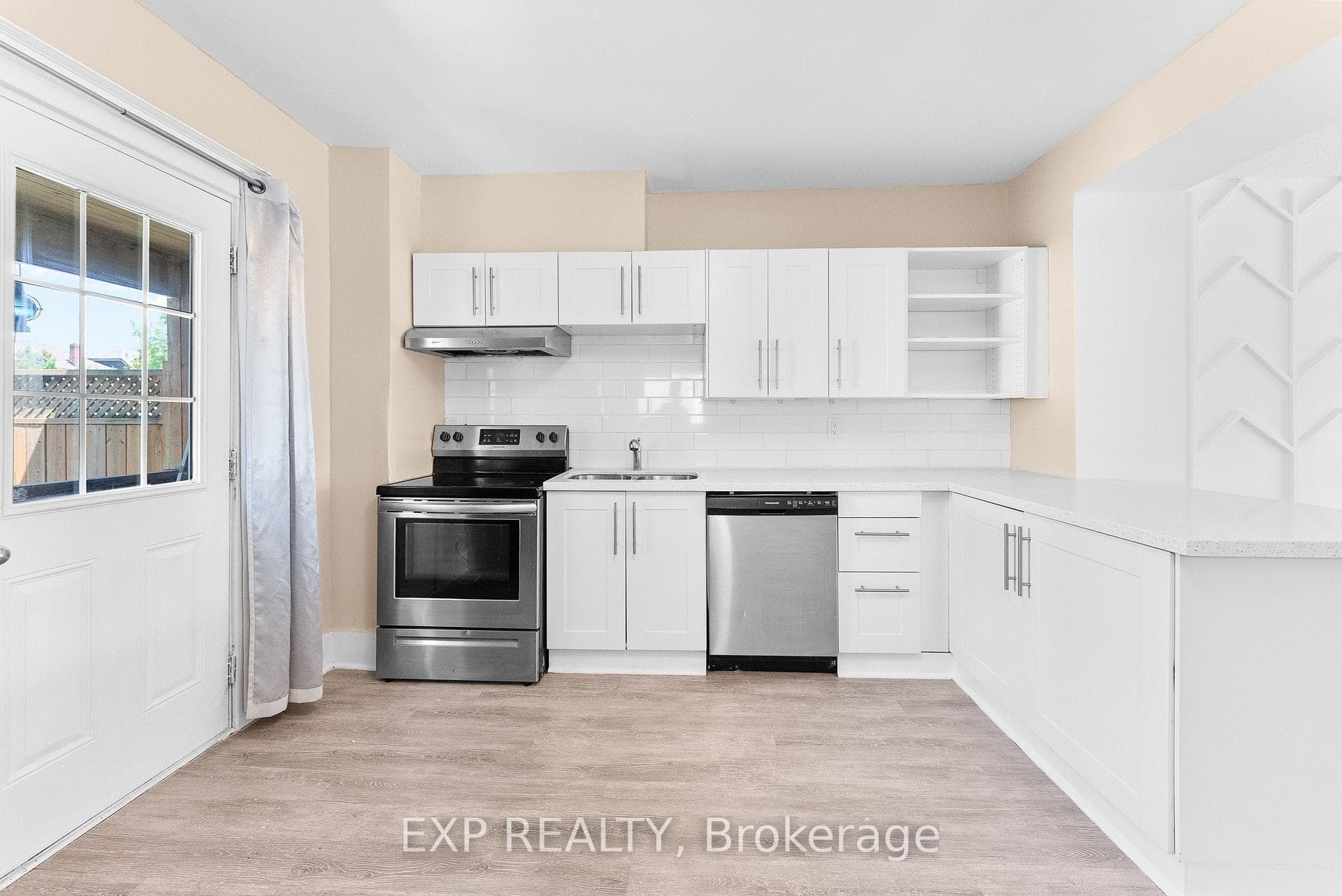 74-76 Park Street photo 6