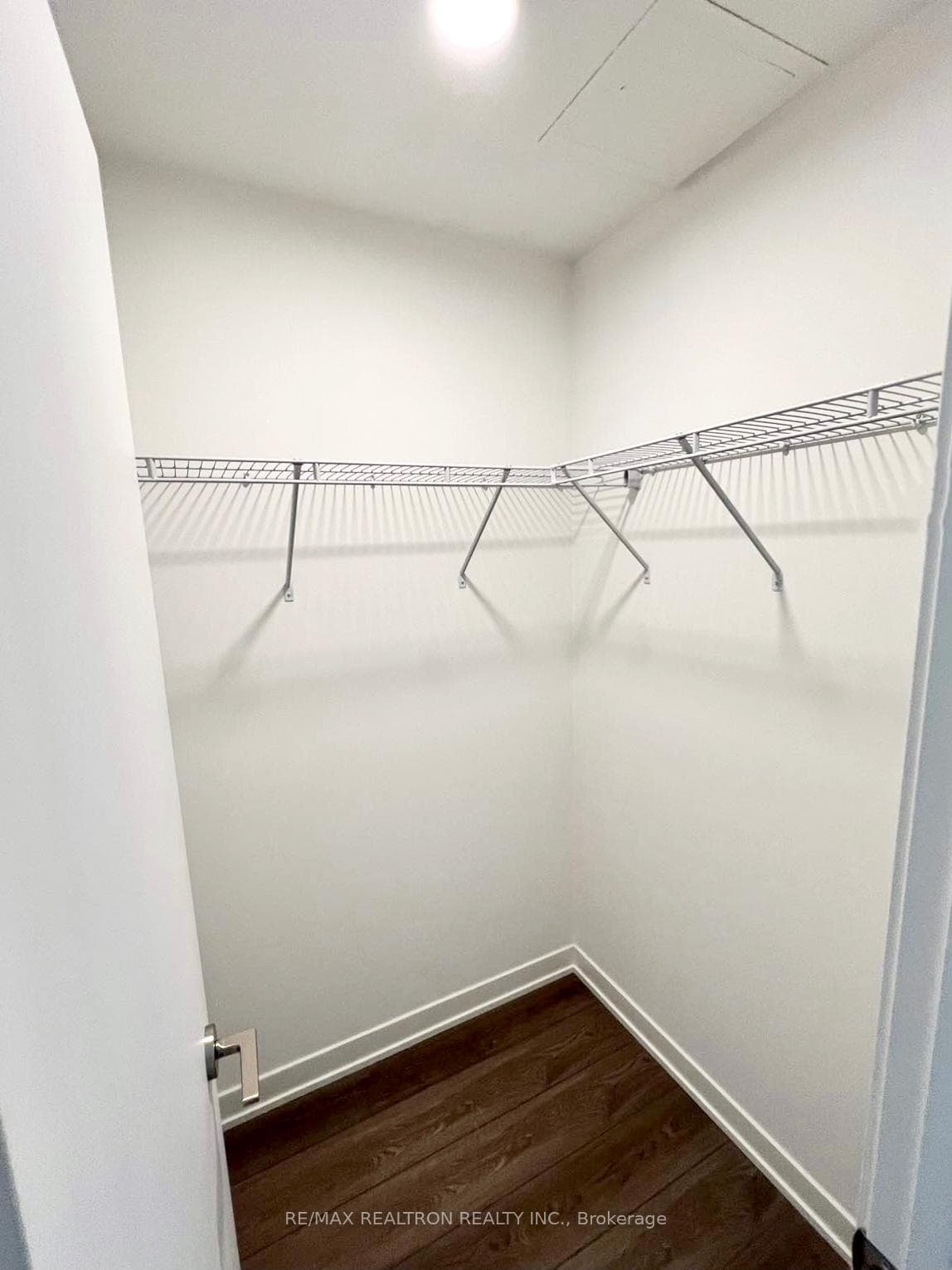 8119 Birchmount Road Unit 1807 photo 11