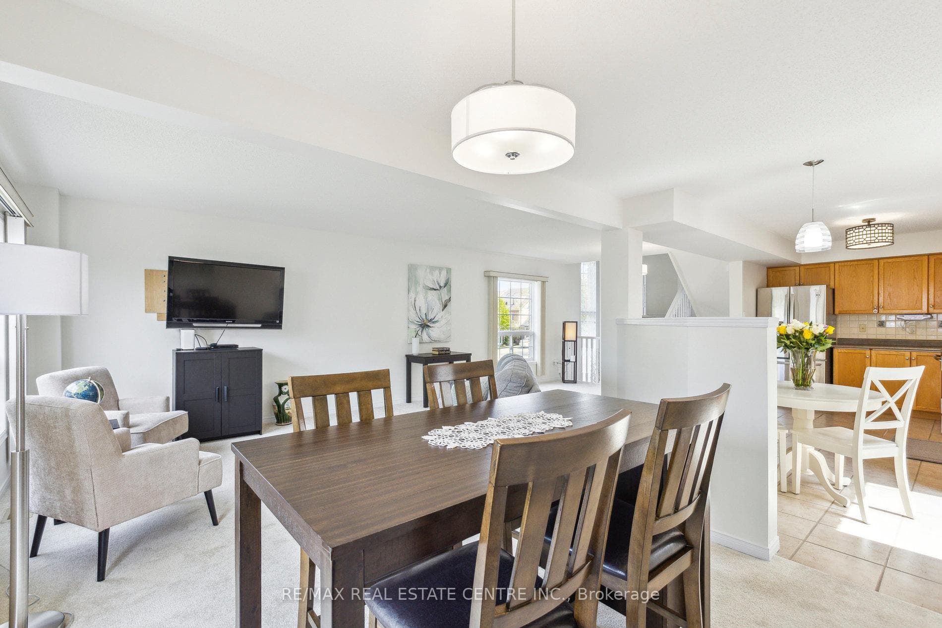 1 Silversmith Court photo 8