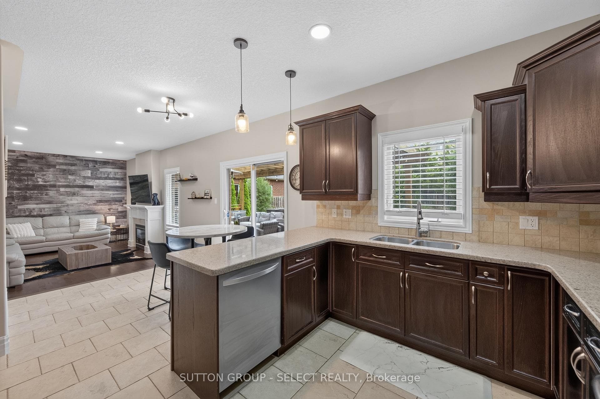 1388 Kains Woods Terrace photo 6