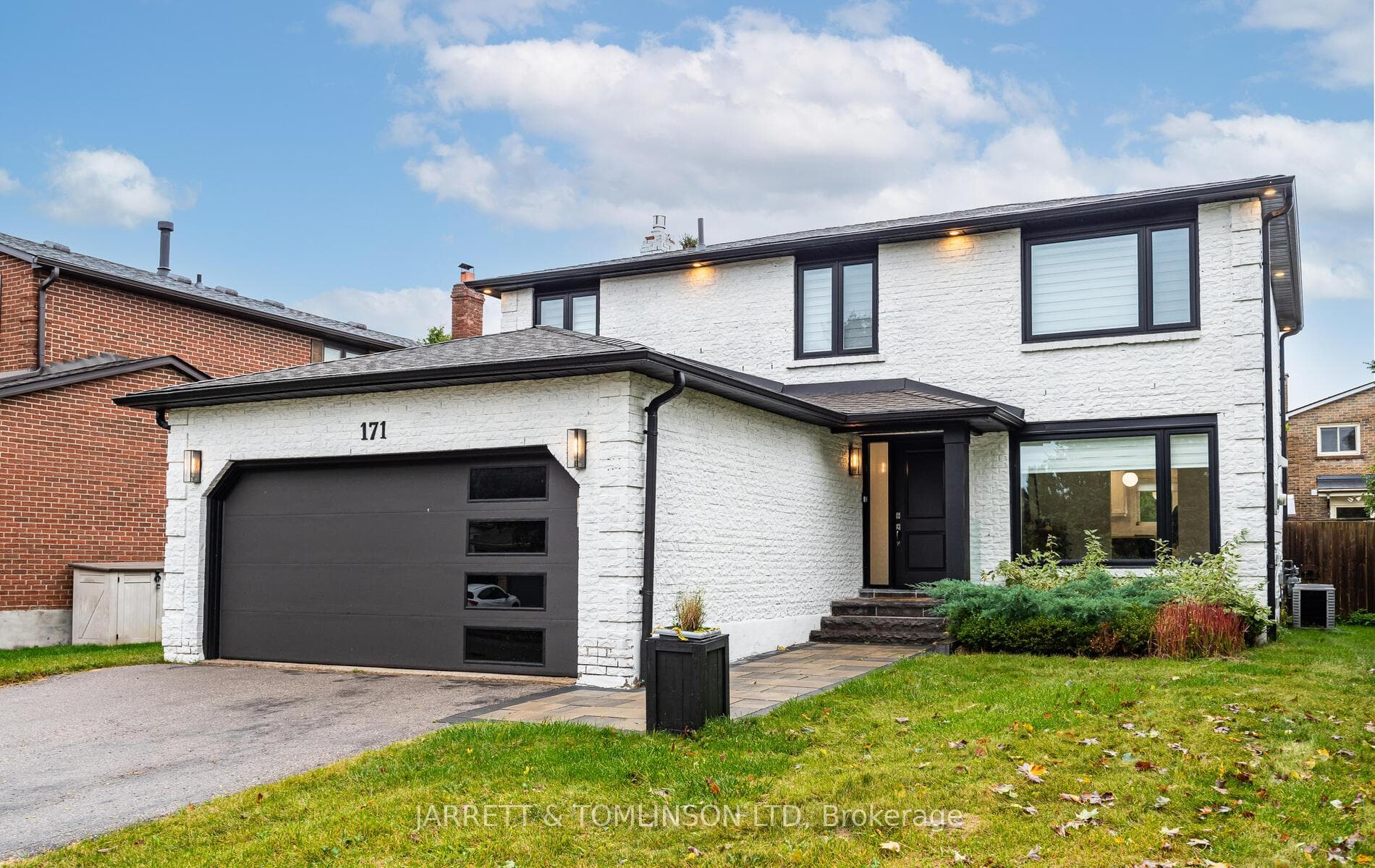 171 Walton Drive photo 2