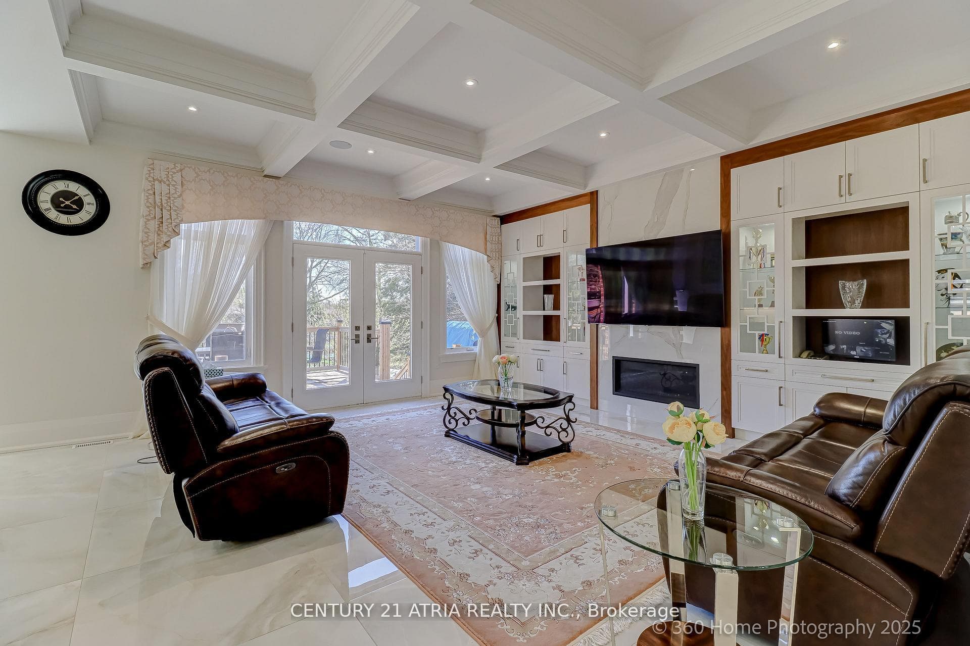 101 Spruce Avenue photo 33