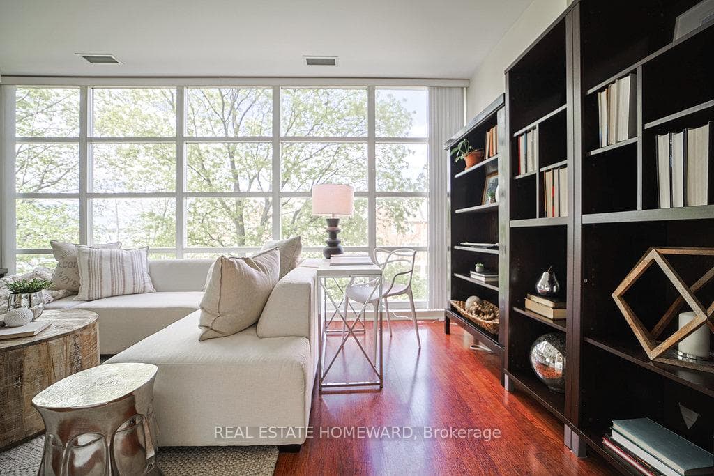 Large Living/den Space