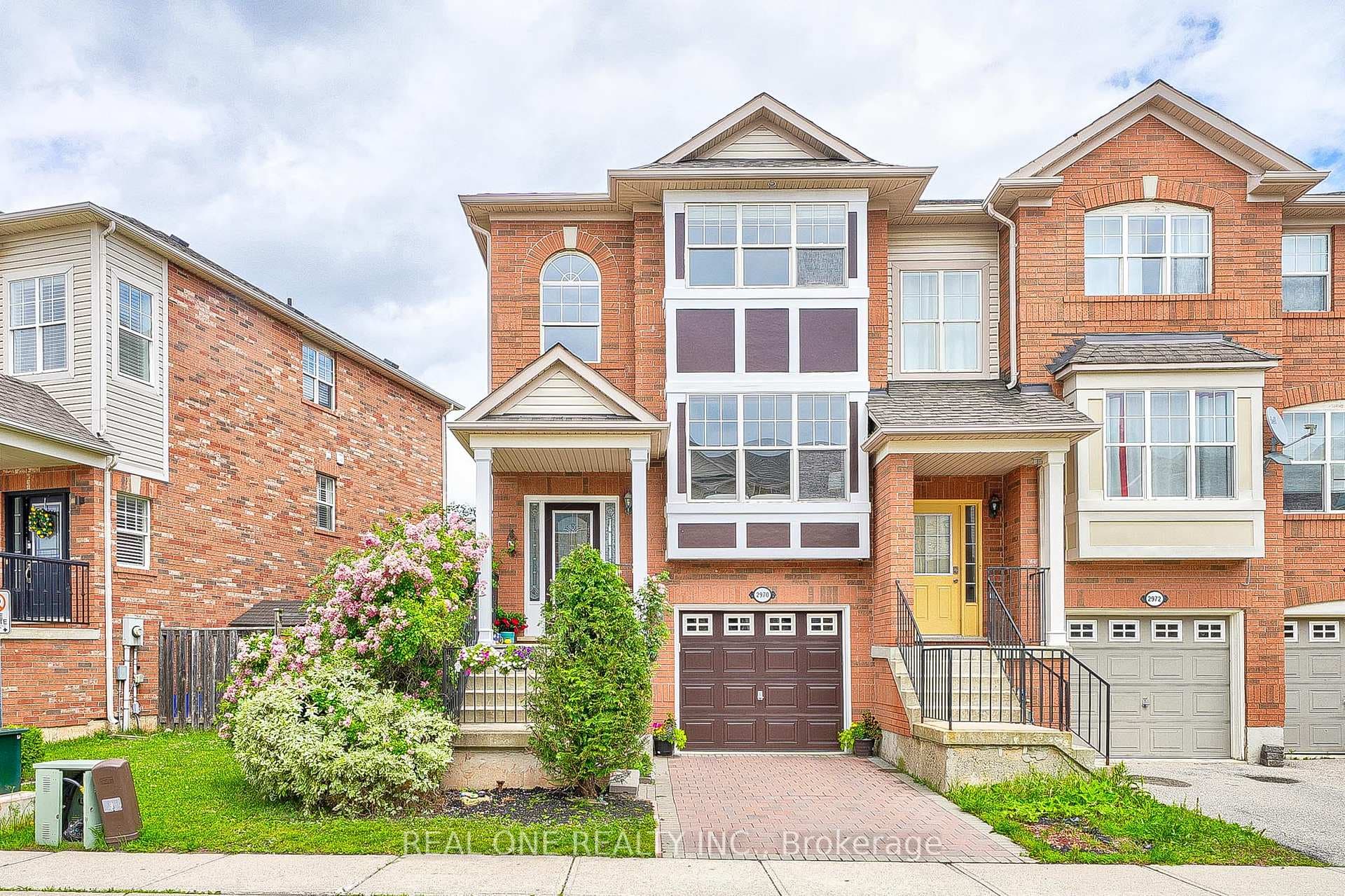 2970 Garnethill Way photo 1
