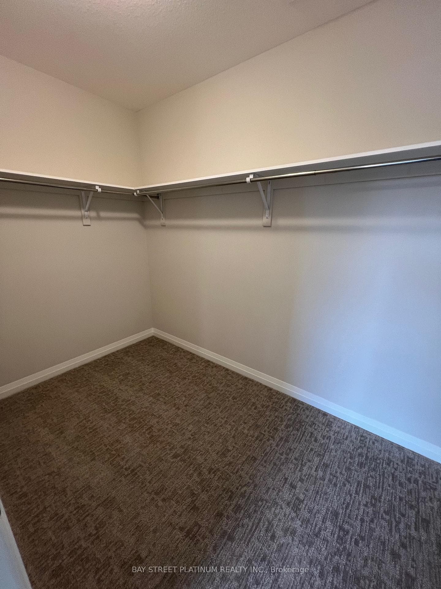 97 Acacia Road photo 15