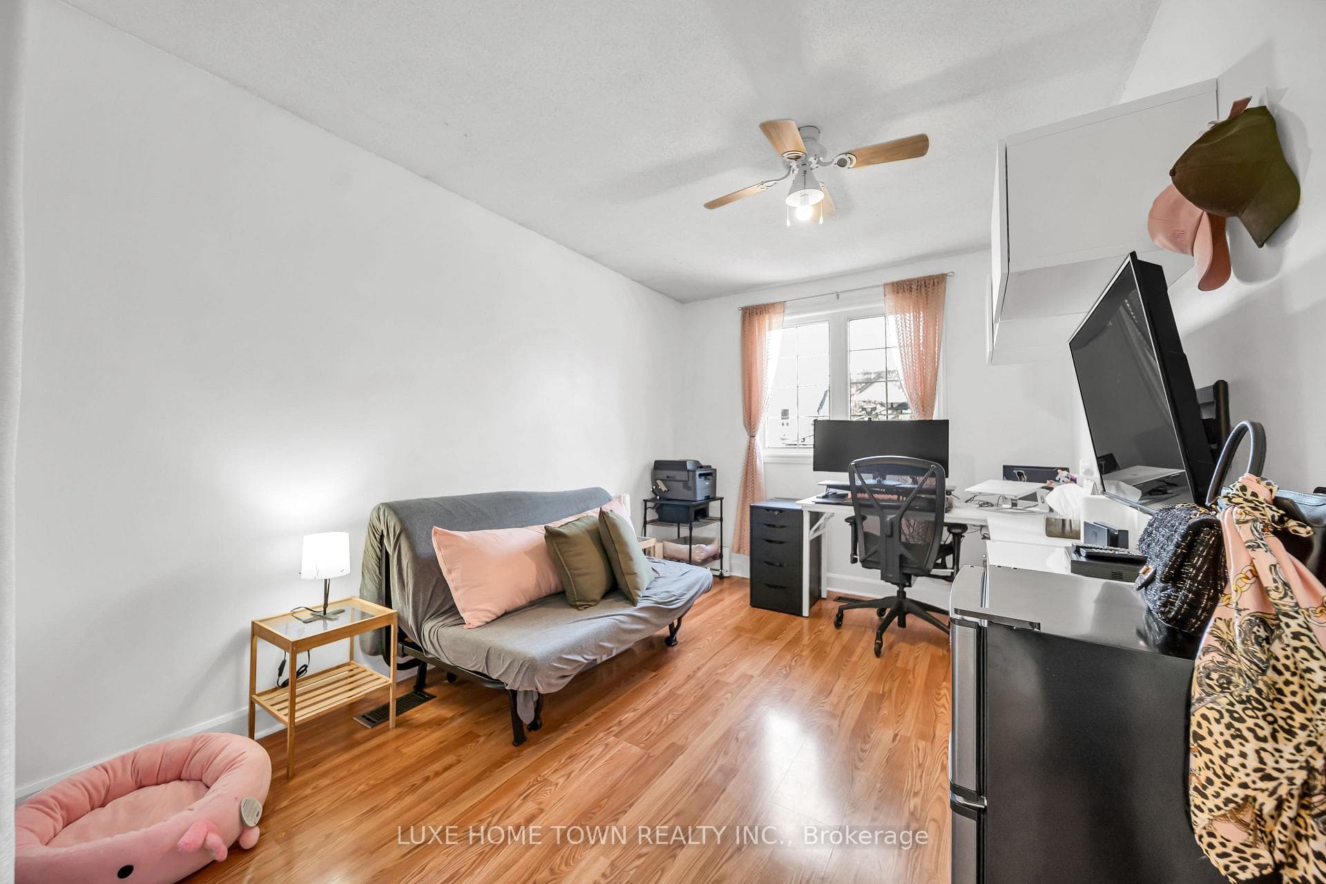 97 Hope Avenue photo 25