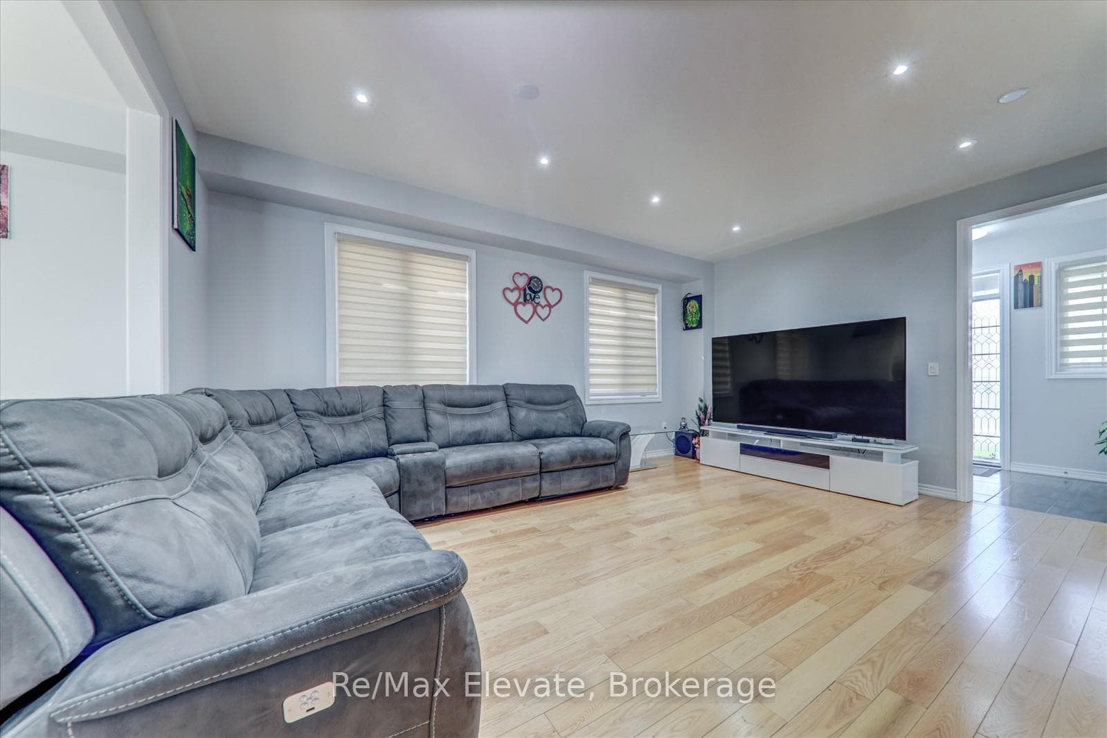 106 Noden Crescent photo 6