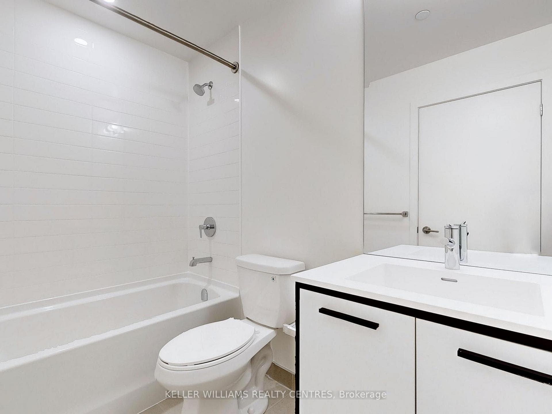185 Deerfield Road Unit 710 photo 21