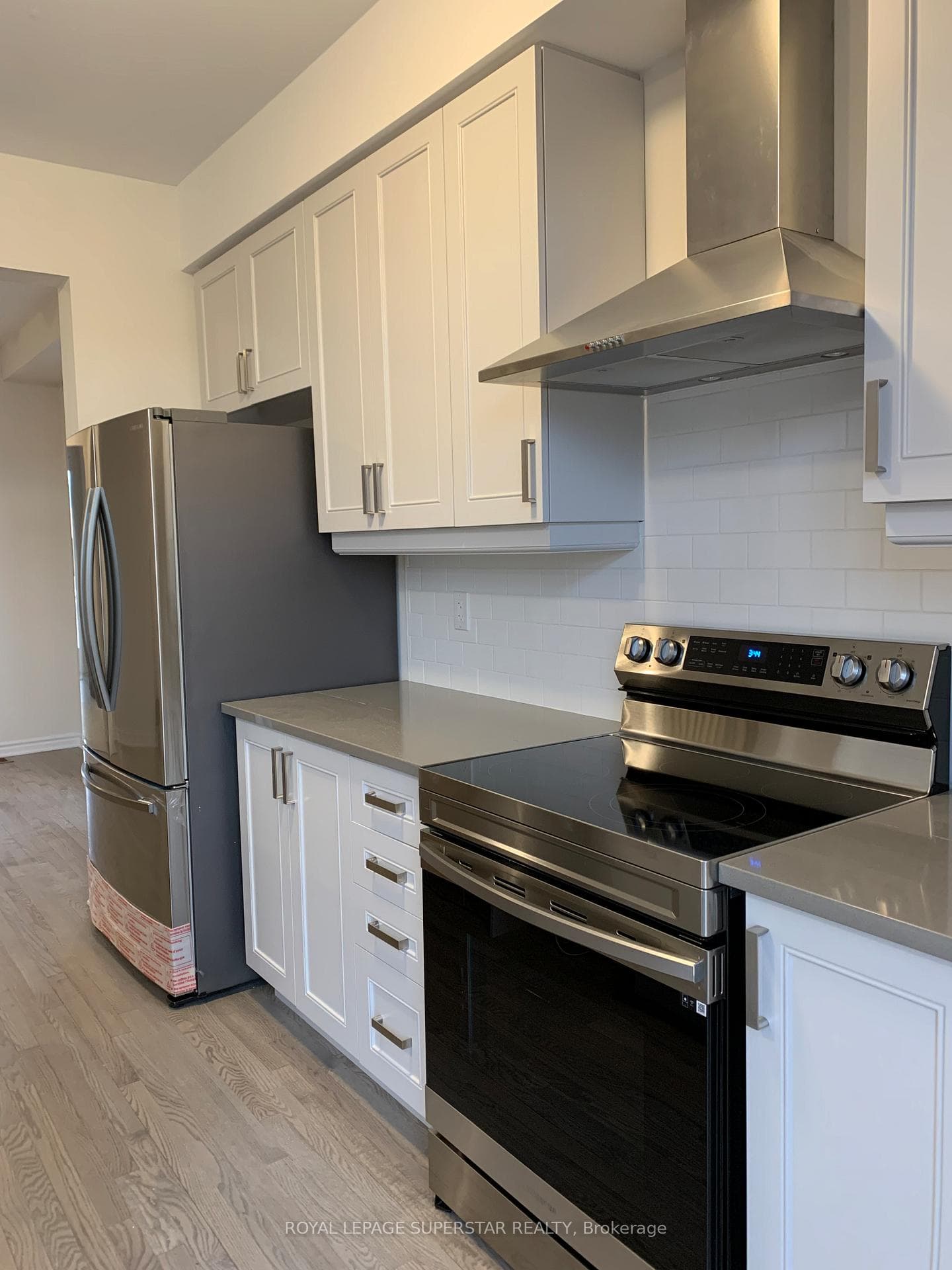 49 Eberhardt Drive photo 32