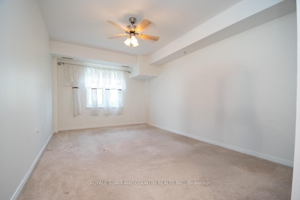 8 Huron Street Unit 302 photo 19
