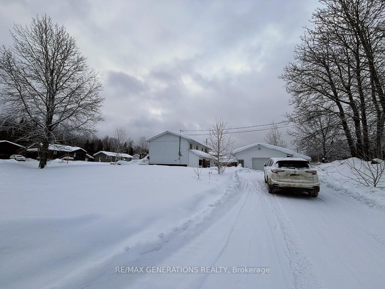 43 Lynx Avenue photo 34