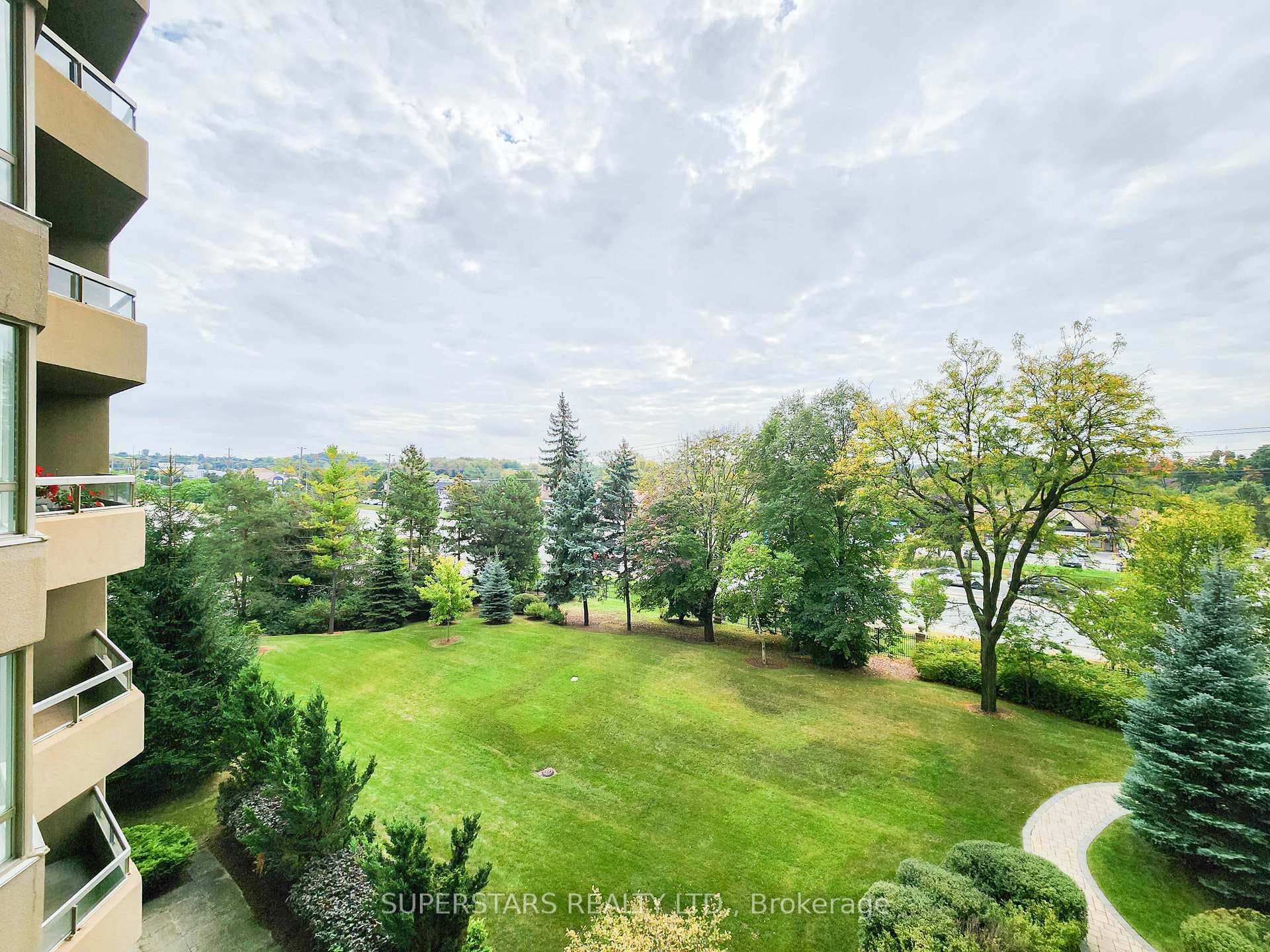 610 Bullock Drive Unit 407 photo 18