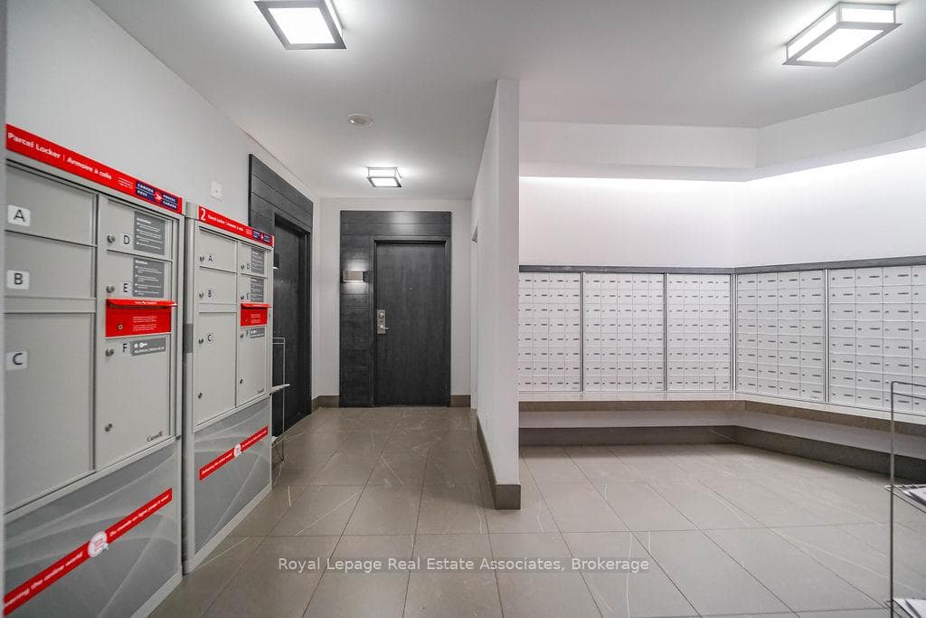 235 Sherway Gardens Road Unit 709 photo 38